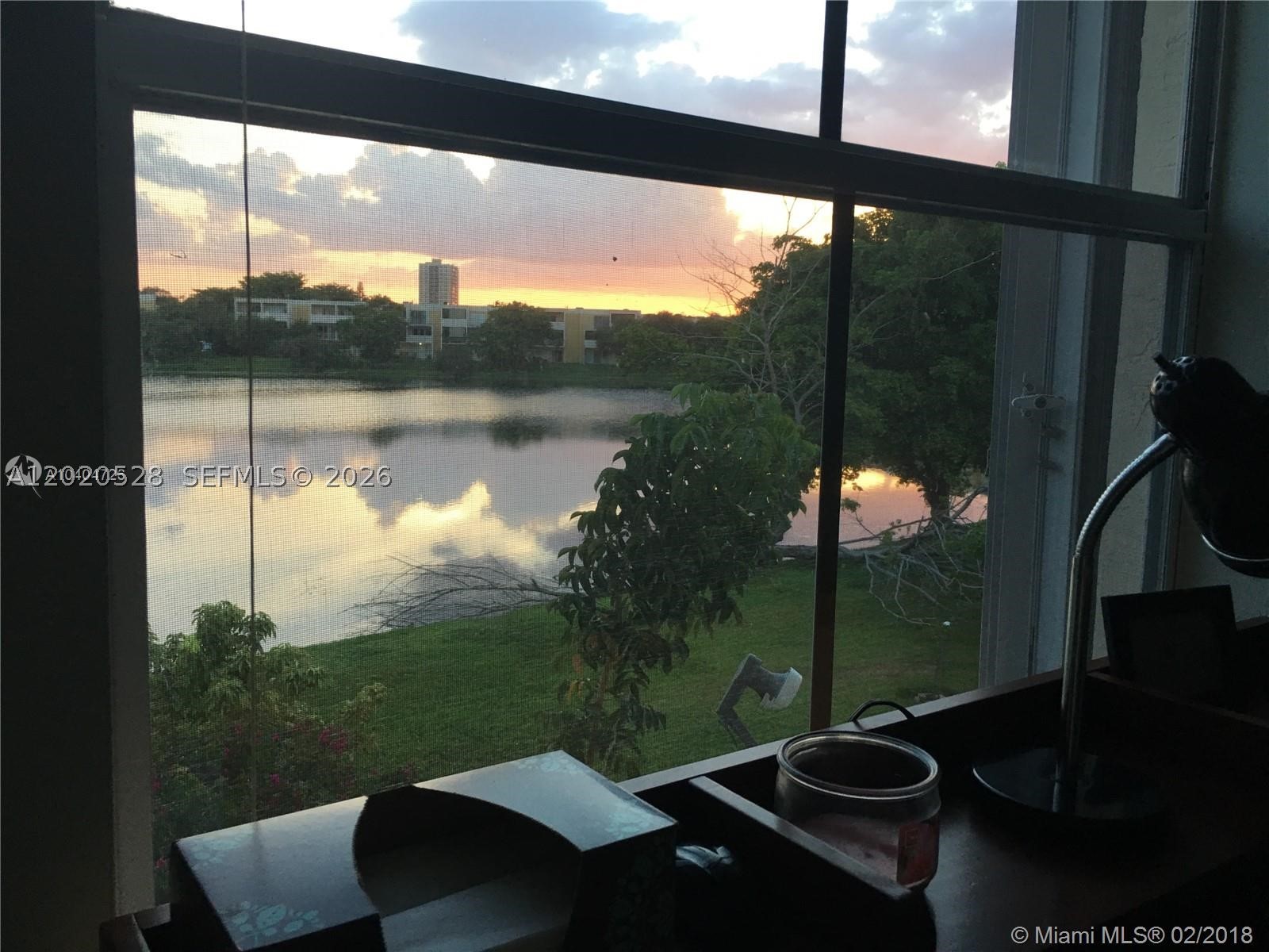 9167 Fontainebleau Blvd 3 Property Photo 2