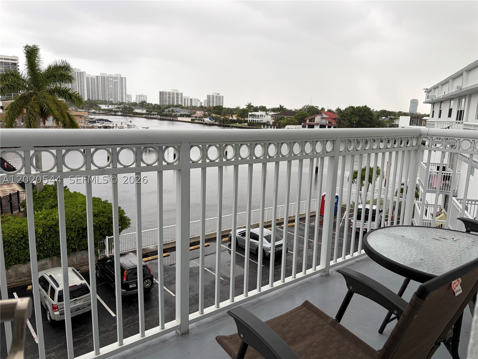 1913 S Ocean Dr 427 Property Photo 5