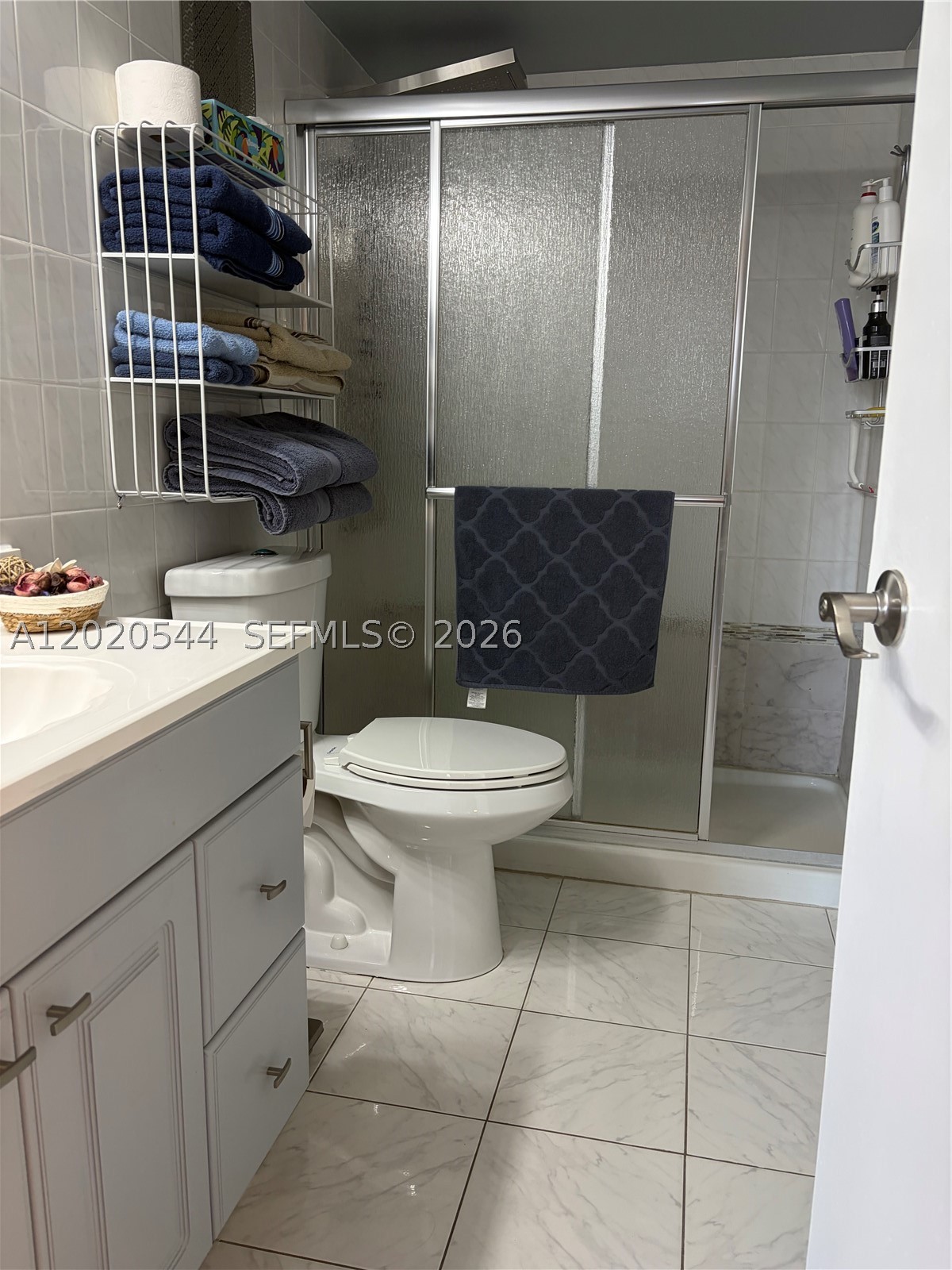 1913 S Ocean Dr 427 Property Photo 17