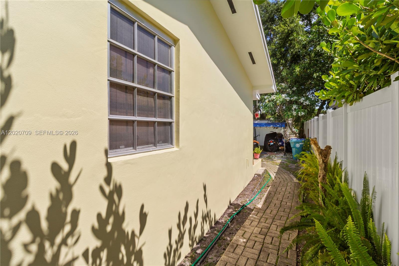 2275 Sw 15th St Property Photo 11