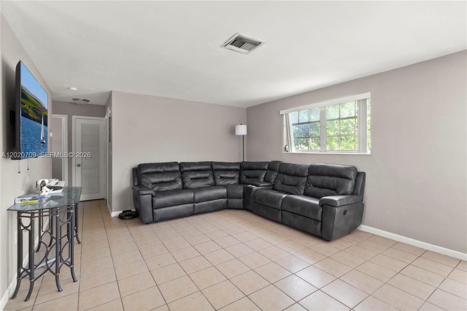 2275 Sw 15th St Property Photo 15