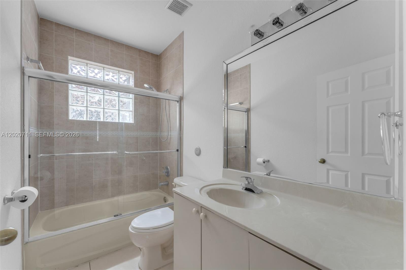 11318 Nw 44th Ter Property Photo 15