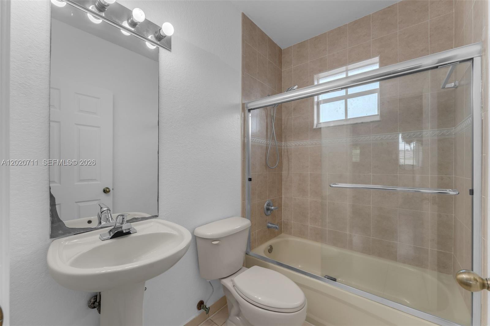 11318 Nw 44th Ter Property Photo 17