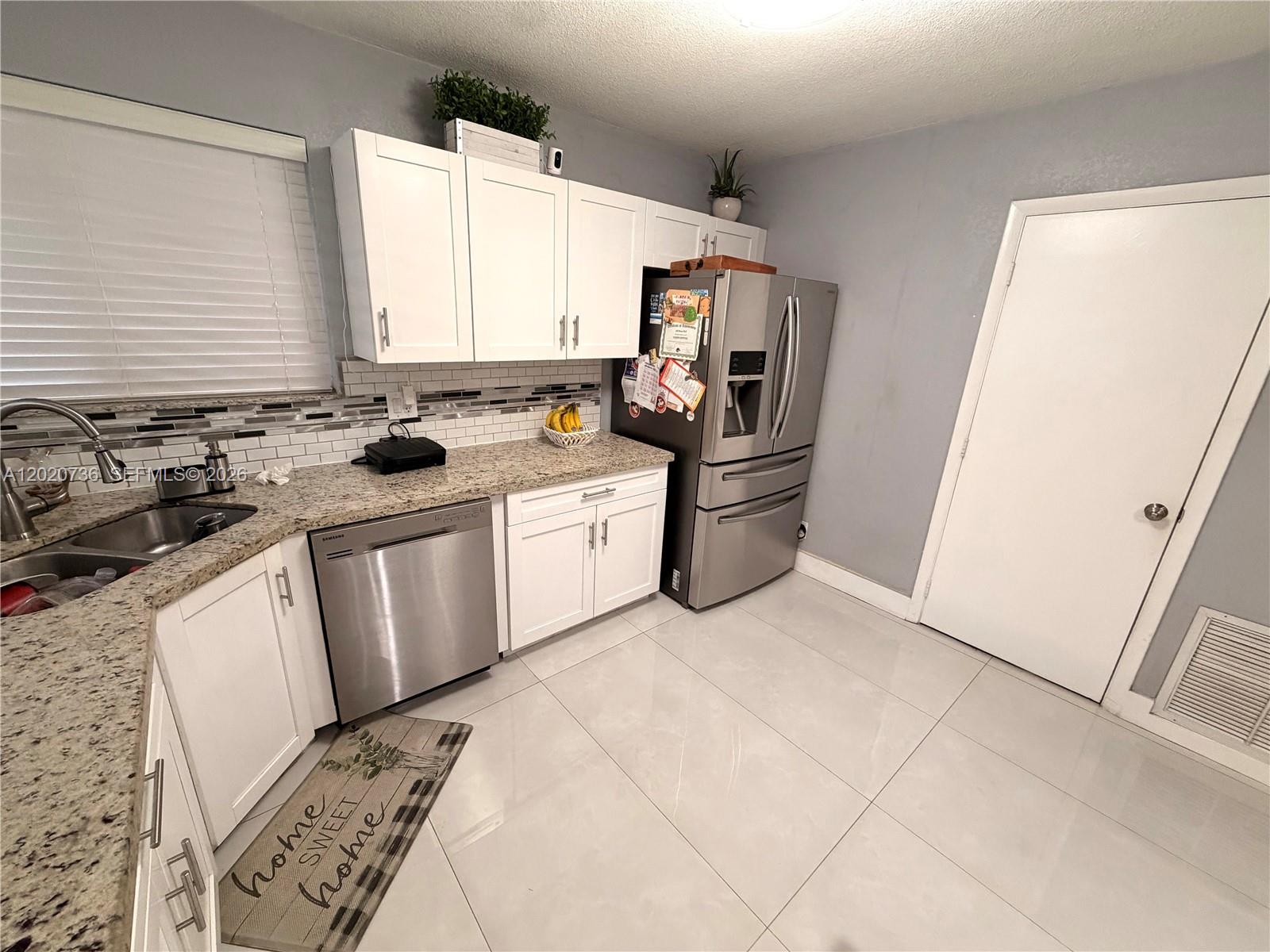 661 Sw 67th Ave Property Photo 18
