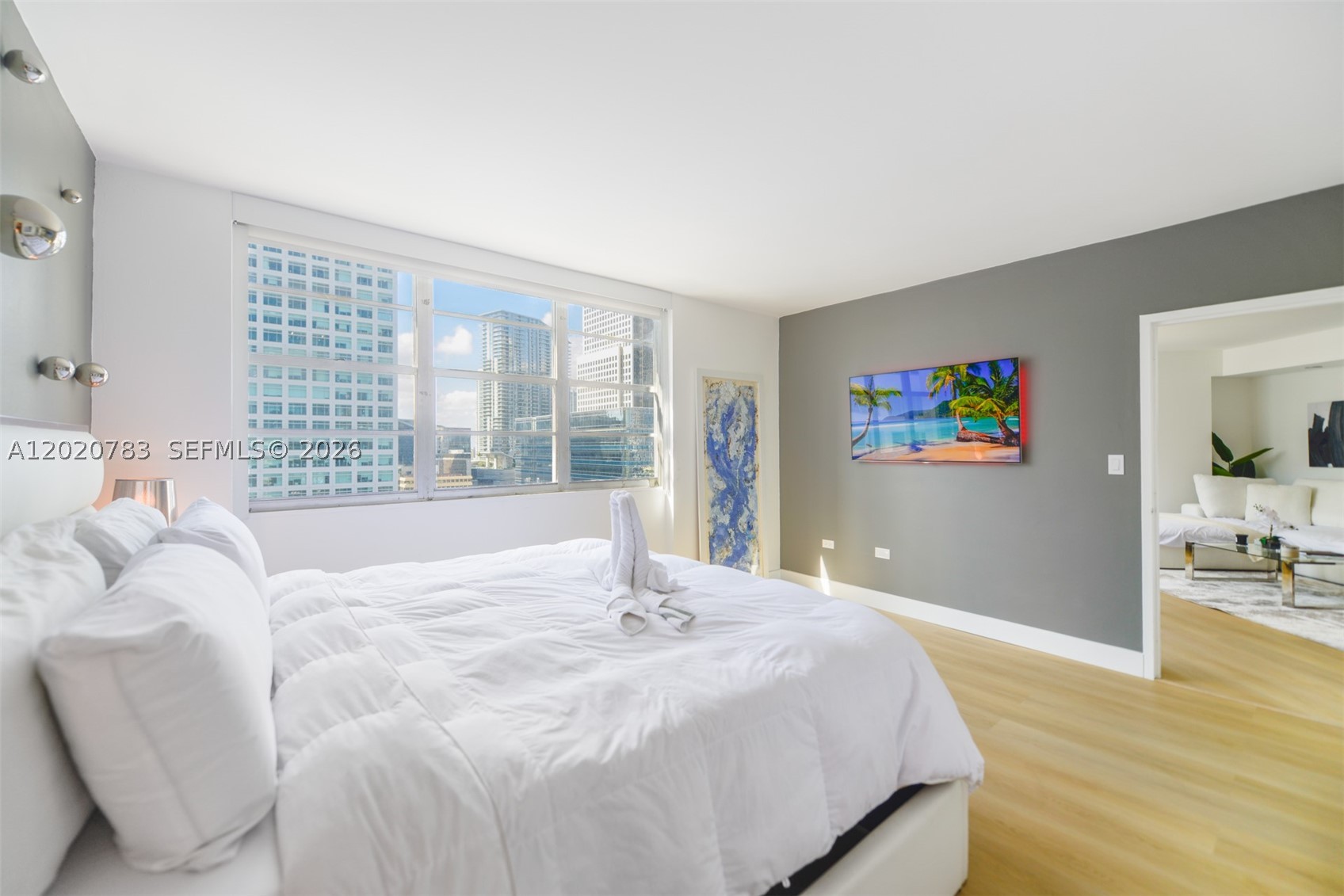 801 Brickell Bay Dr 1962 Property Photo 5