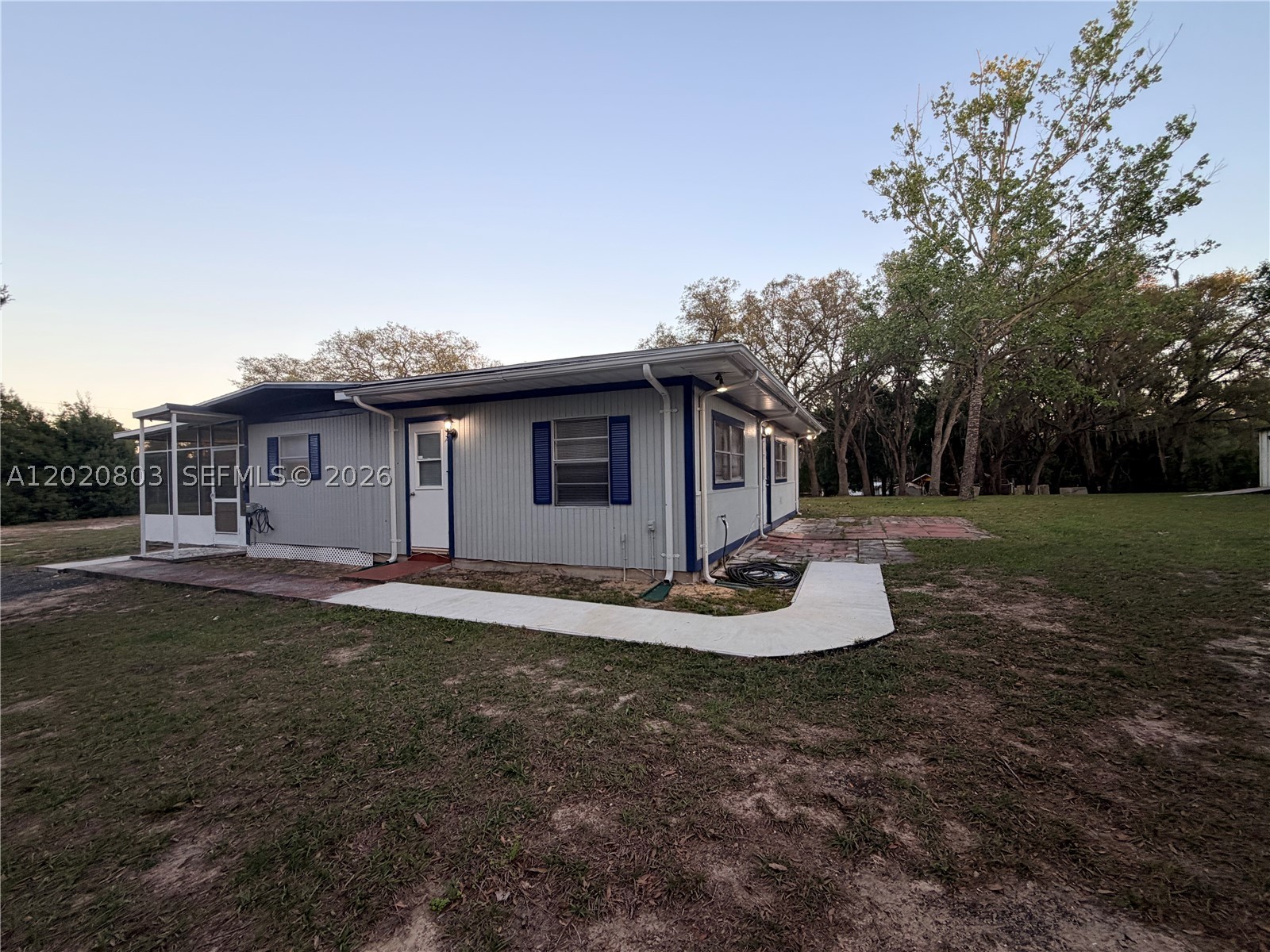 4880 N Highland Park Property Photo 6
