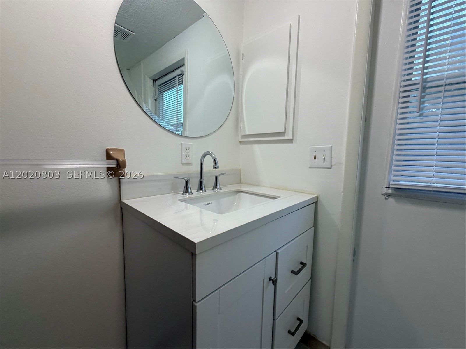 4880 N Highland Park Property Photo 37