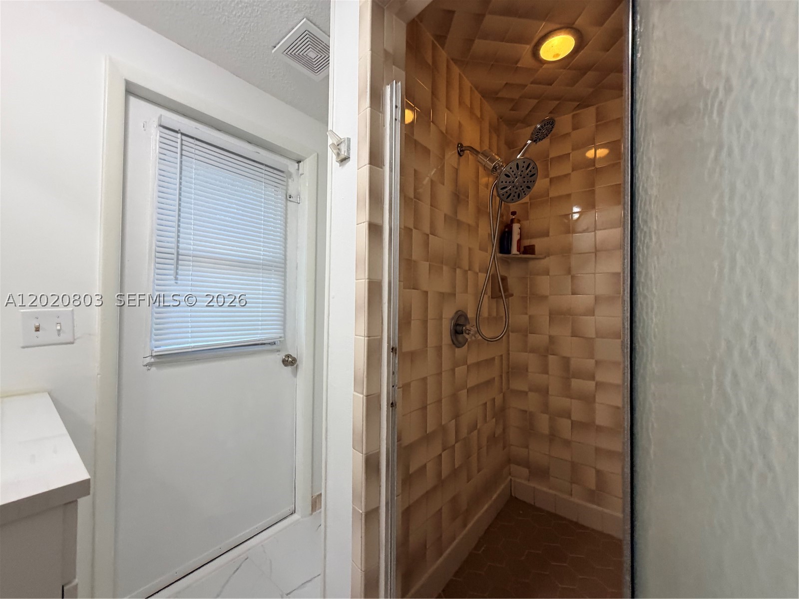 4880 N Highland Park Property Photo 38
