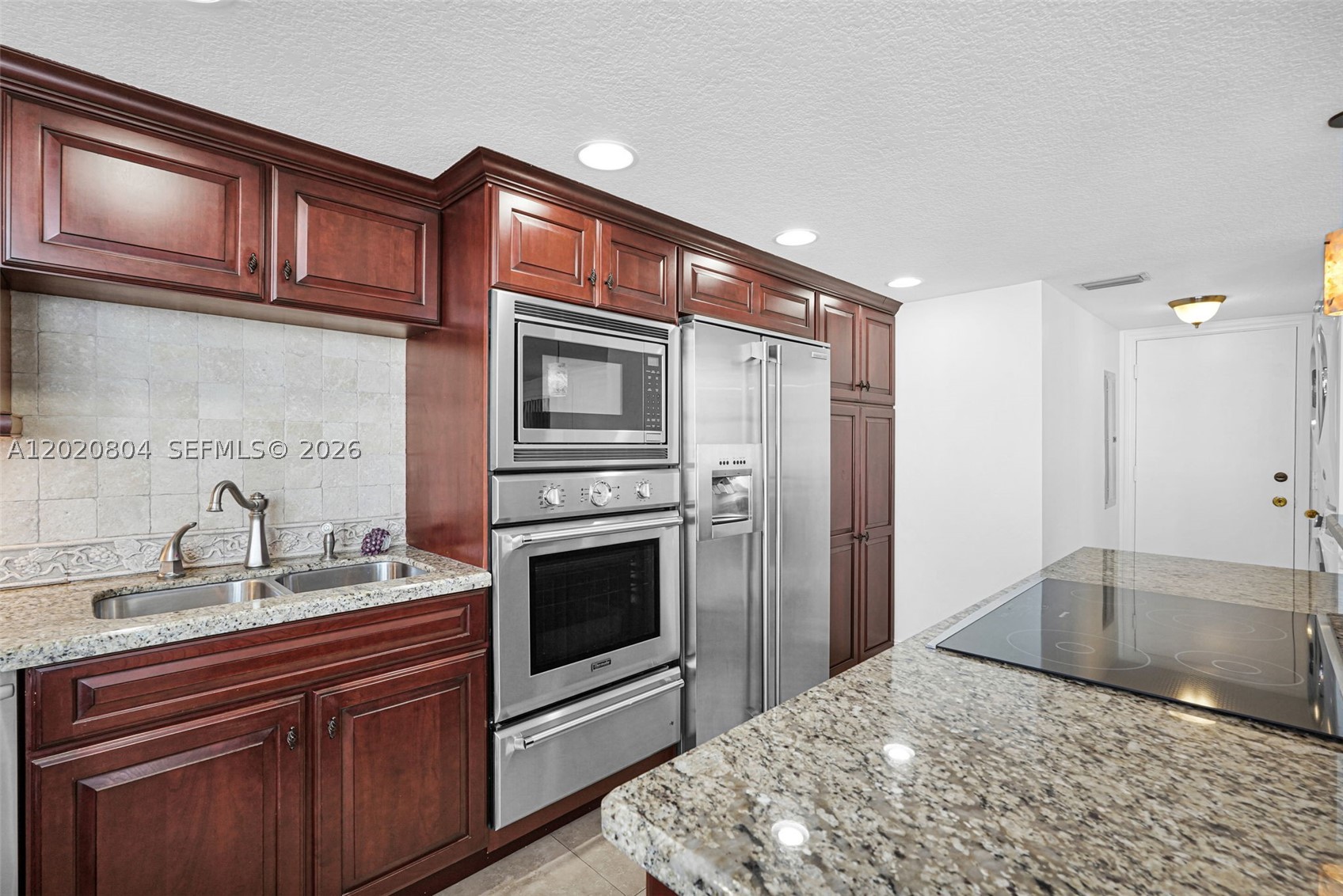 2800 E Sunrise Blvd 17e Property Photo 22