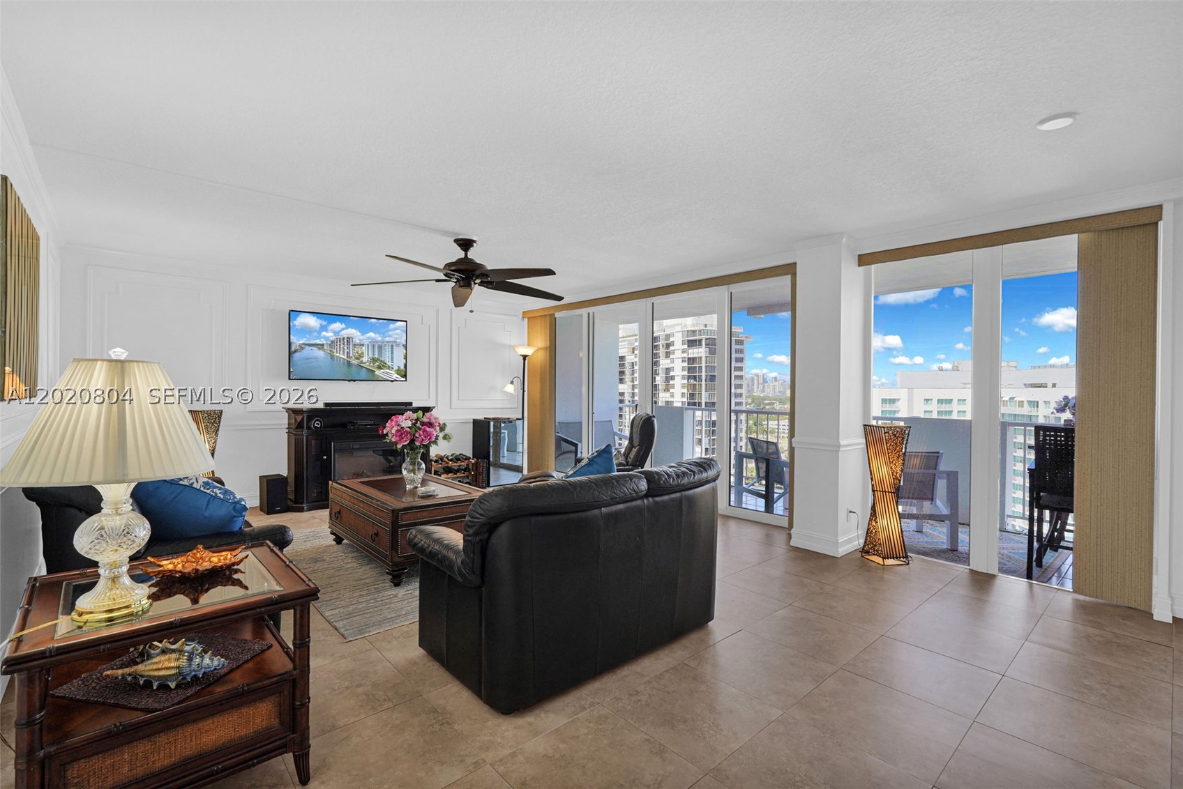 2800 E Sunrise Blvd 17e Property Photo 29