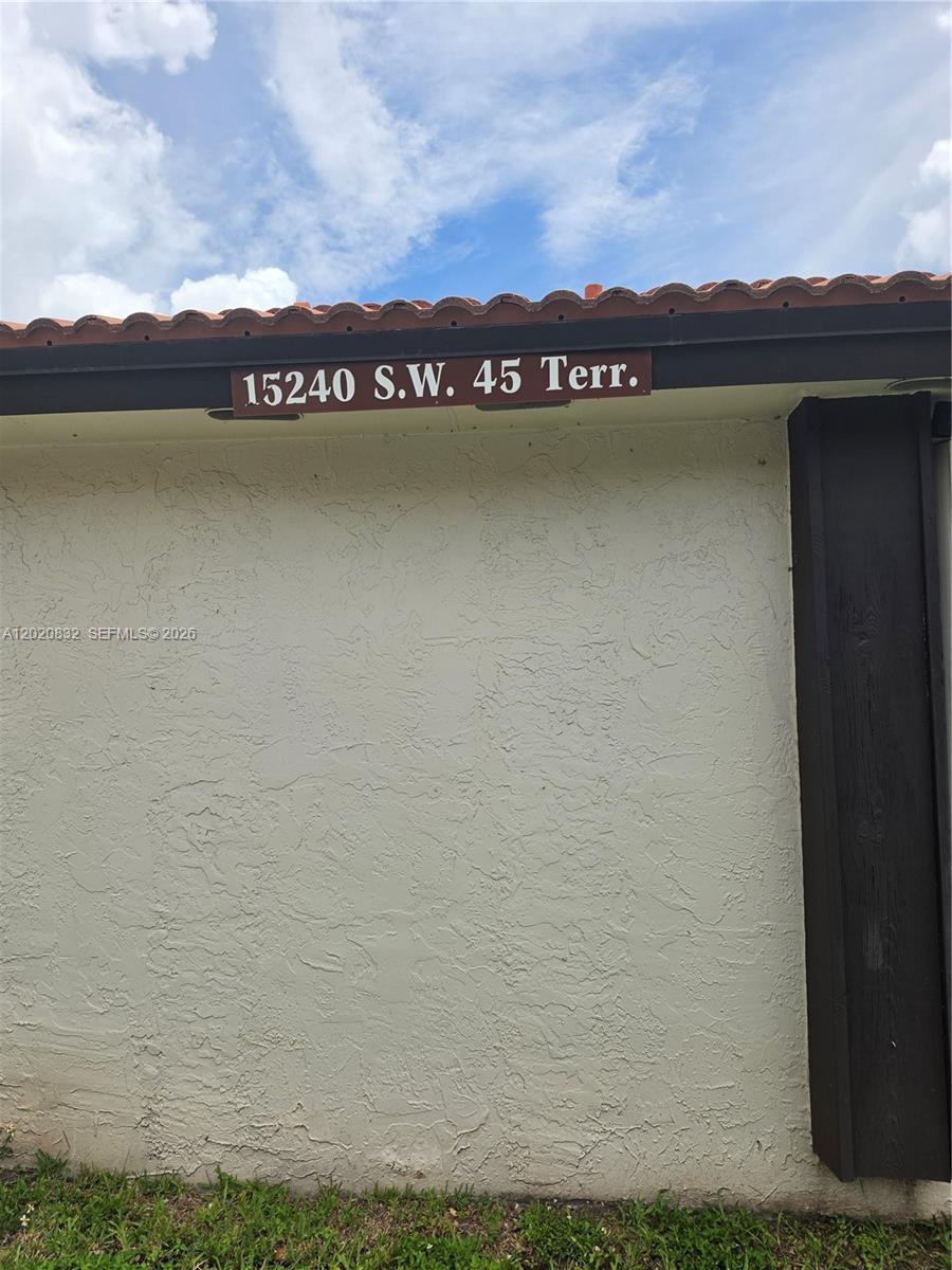 15240 Sw 45th Ter 54f Property Photo 4