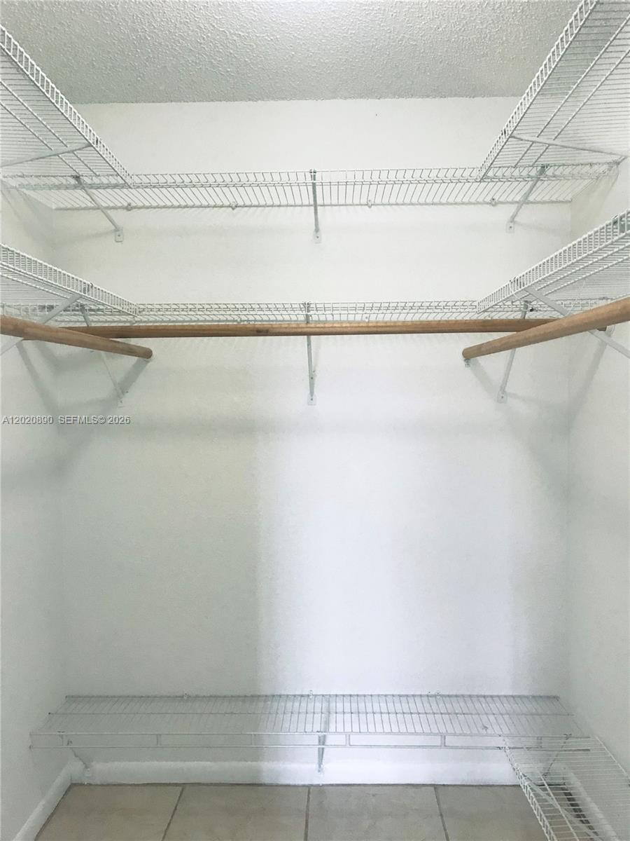 17600 Nw 68th Ave B3006 Property Photo 9