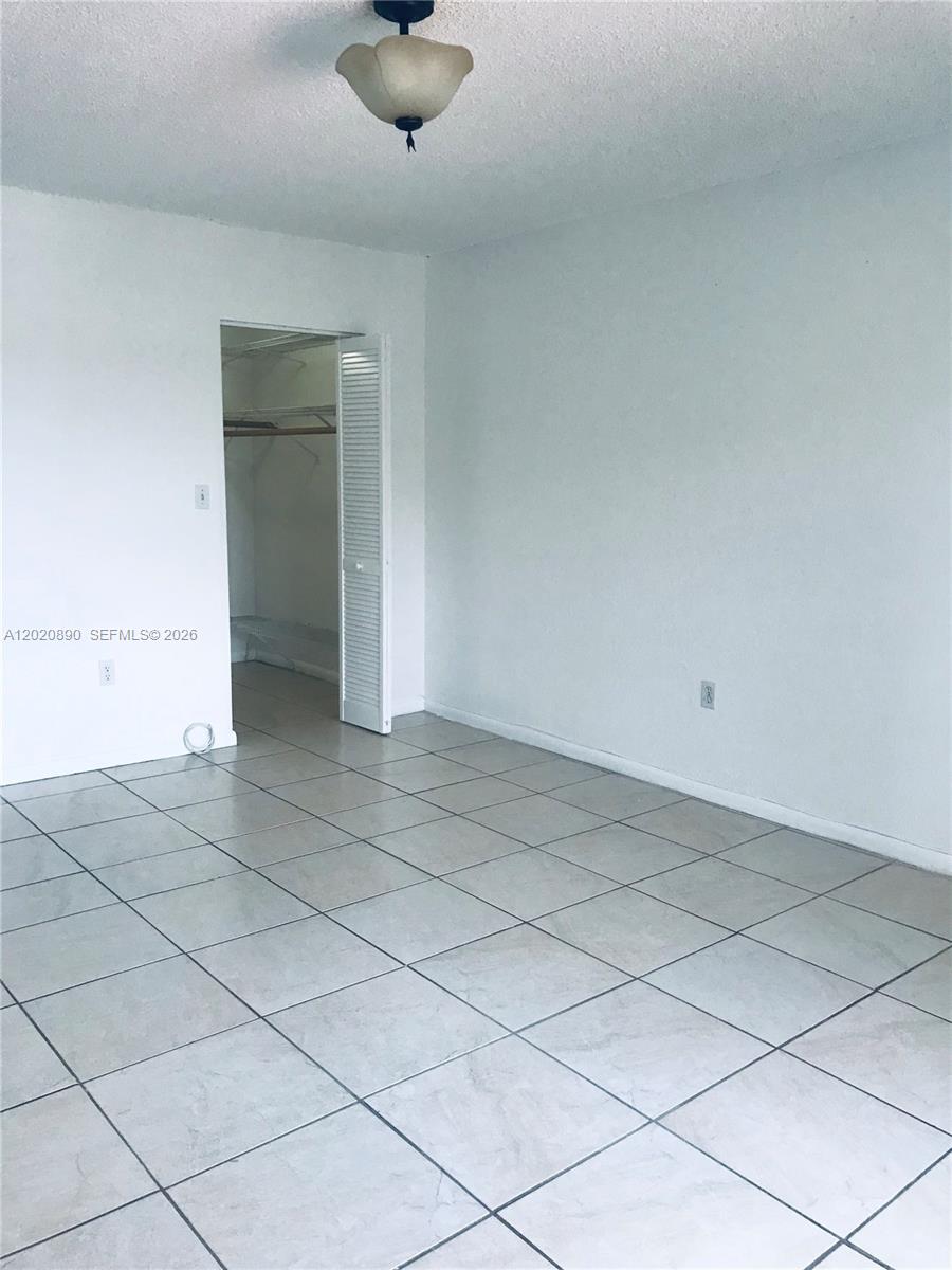 17600 Nw 68th Ave B3006 Property Photo 12