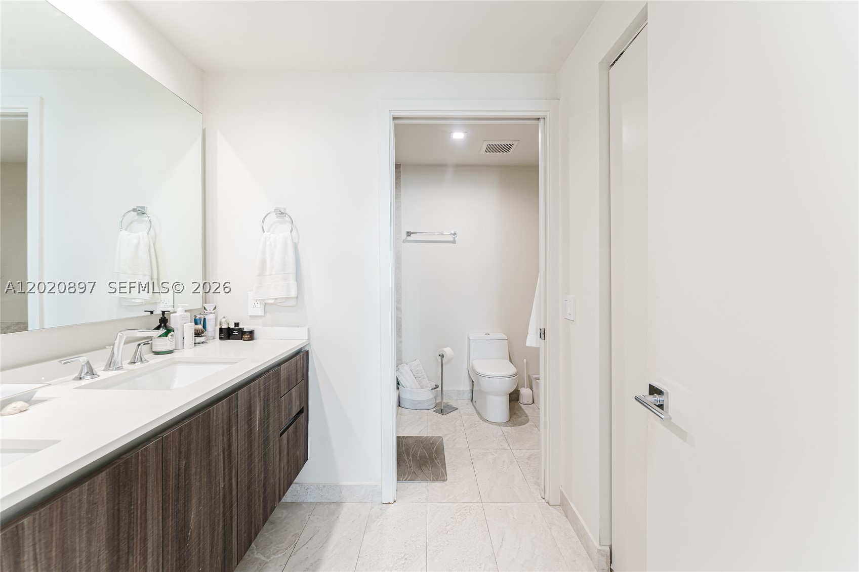 488 Ne 18th St 1205 Property Photo 18