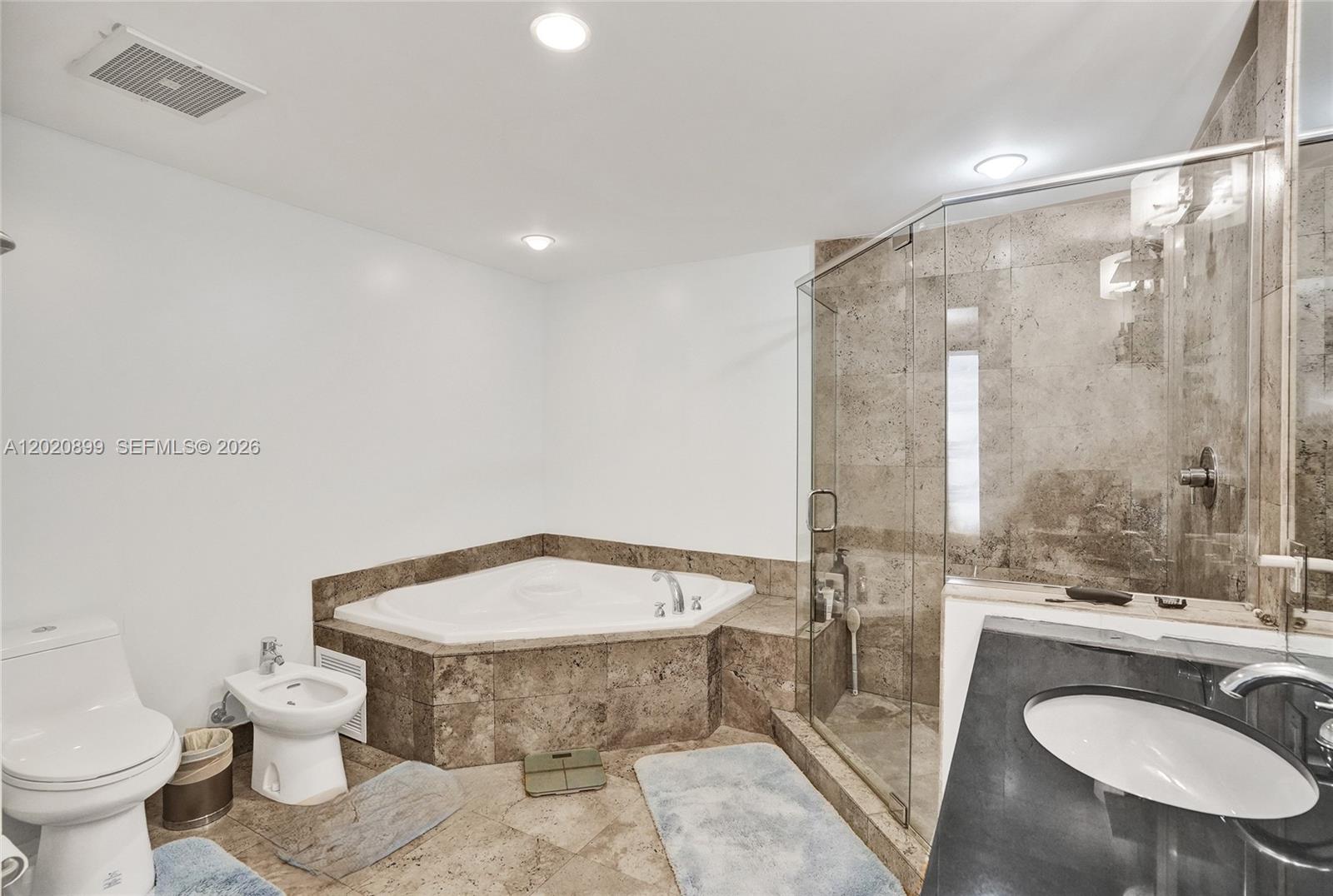 7901 Hispanola Ave 2010 Property Photo 10
