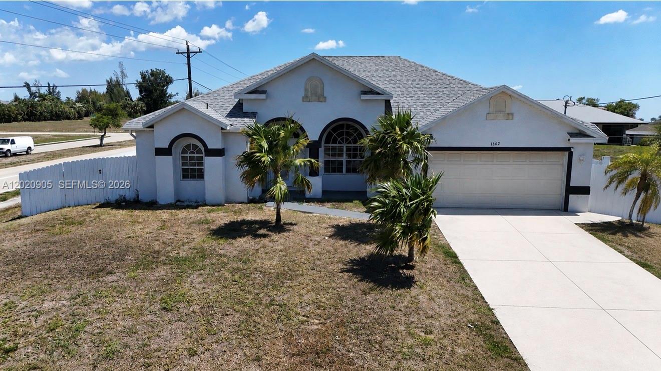 1602 Sw 14th St Property Photo 1