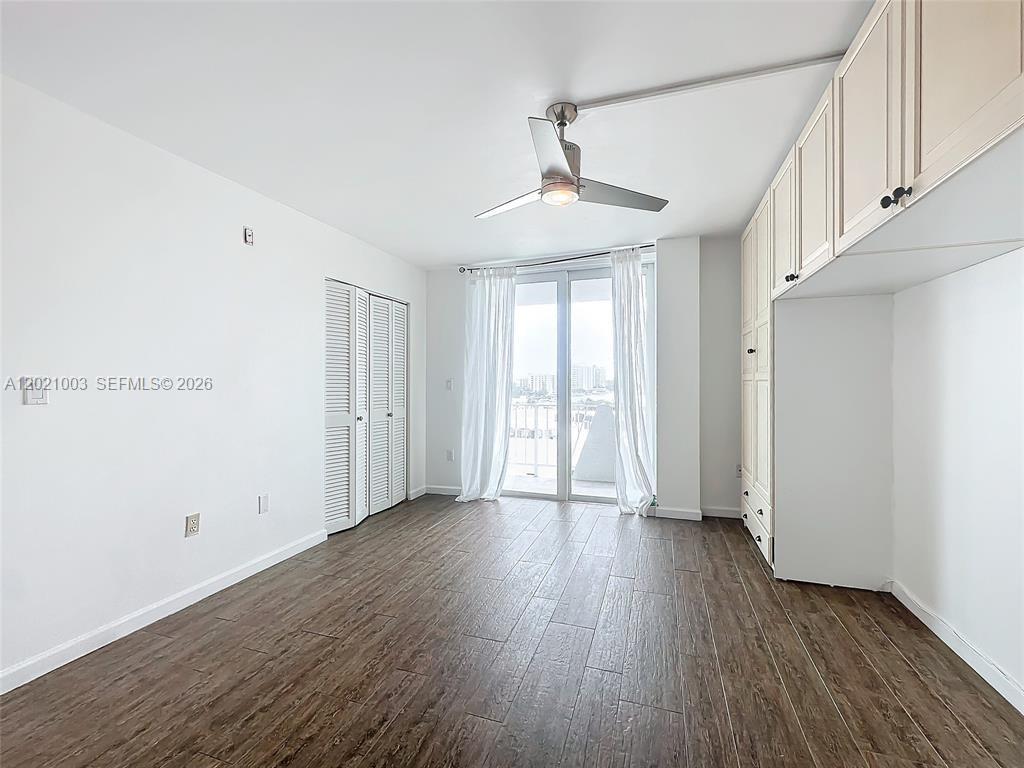 7133 Bay Dr 705 Property Photo 7