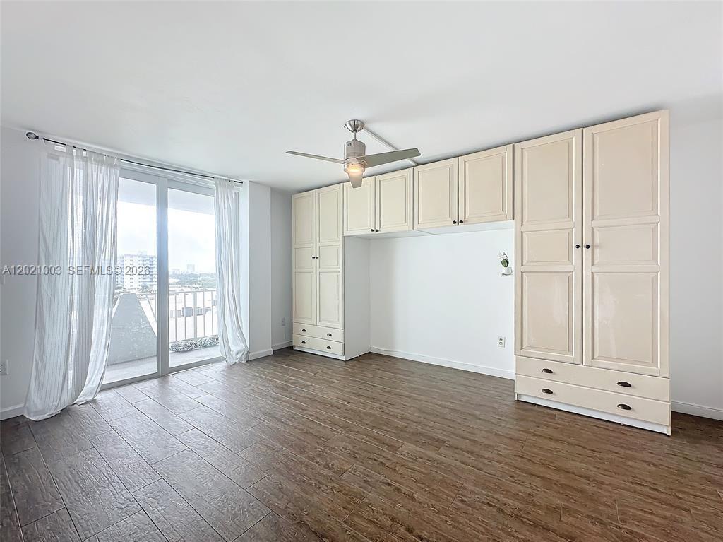 7133 Bay Dr 705 Property Photo 8