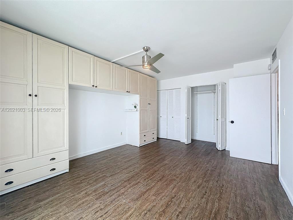 7133 Bay Dr 705 Property Photo 9