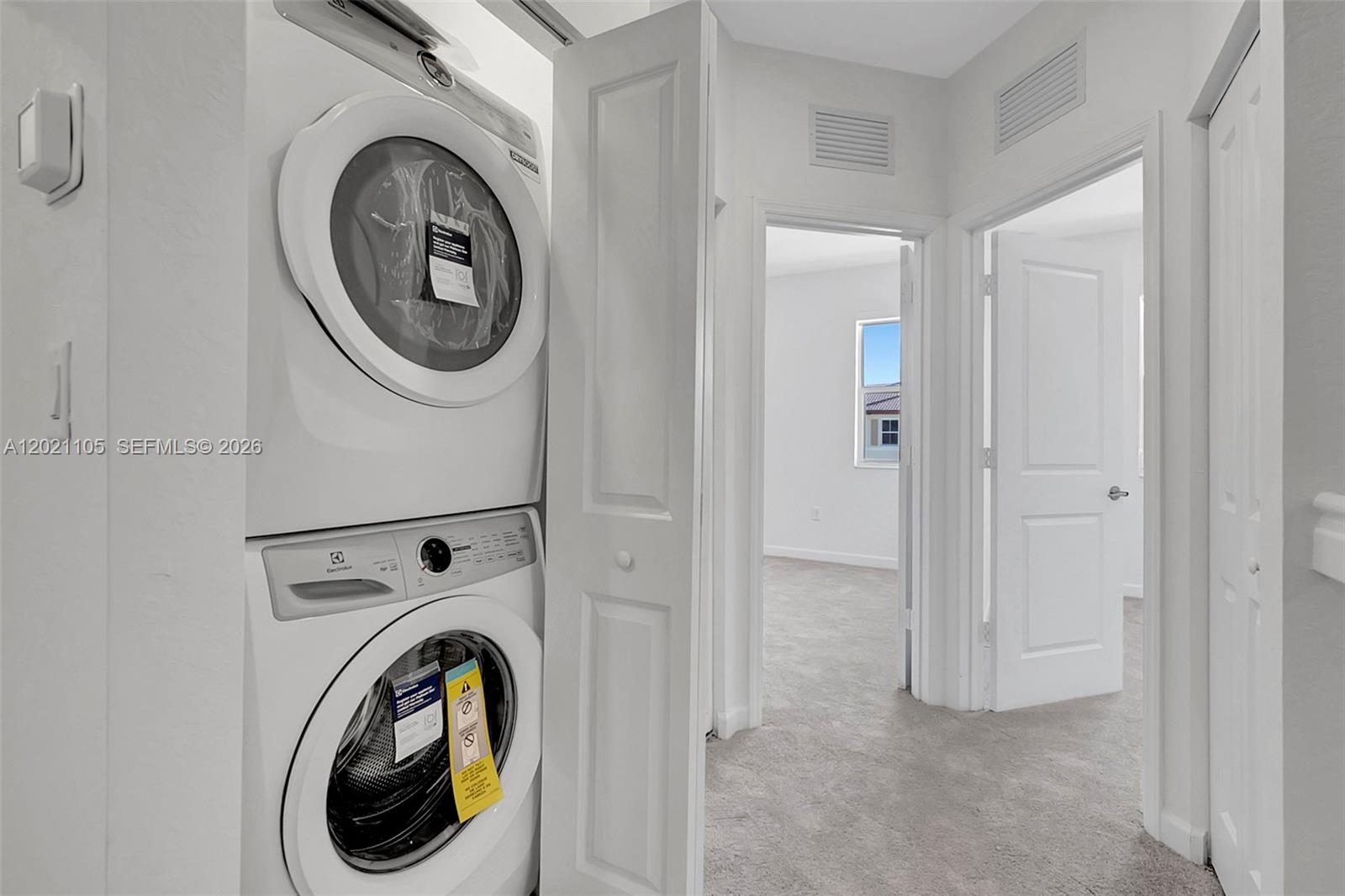 A12021105 Property Photo 24