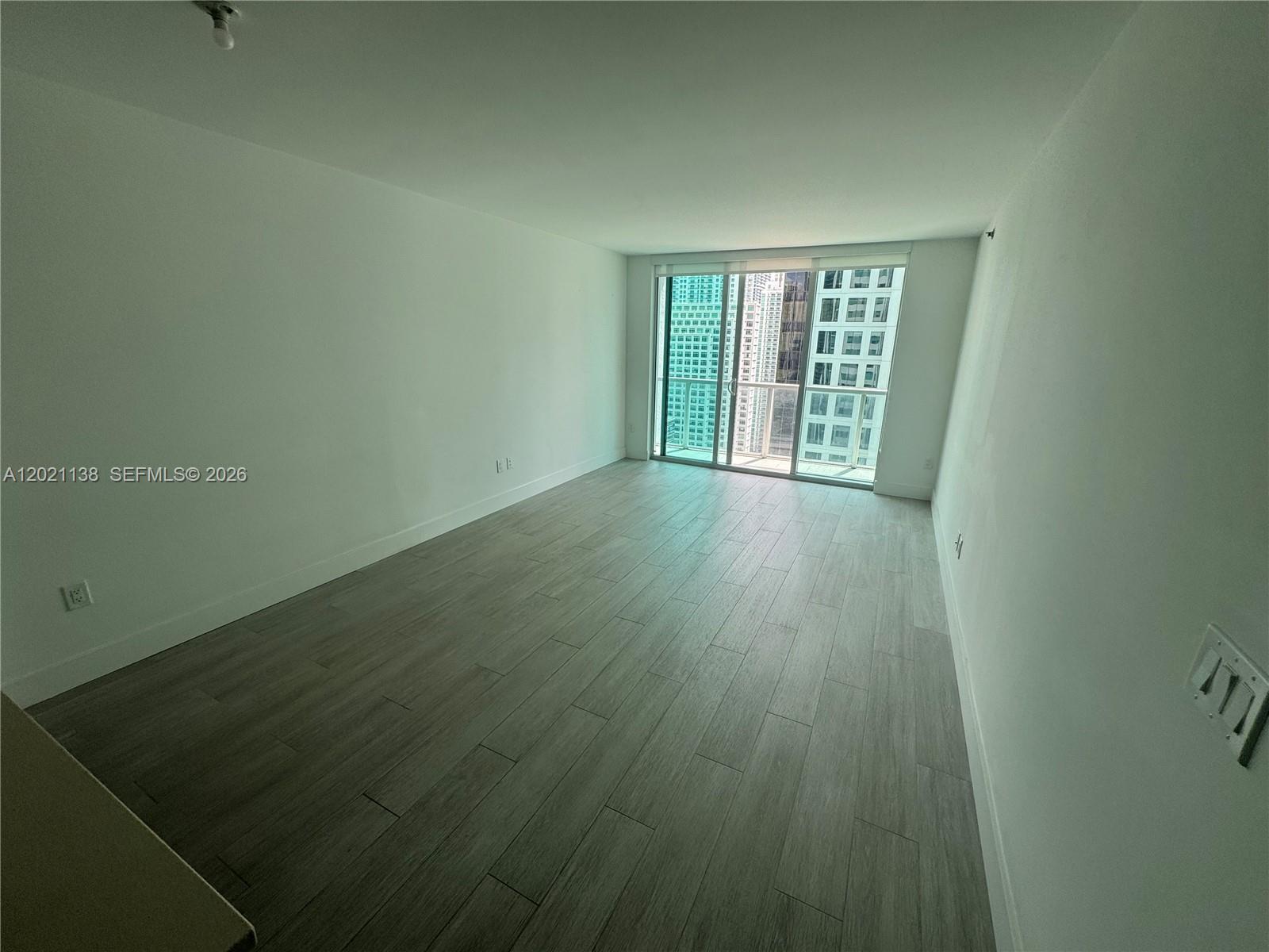 500 Brickell Ave 3204 Property Photo 1