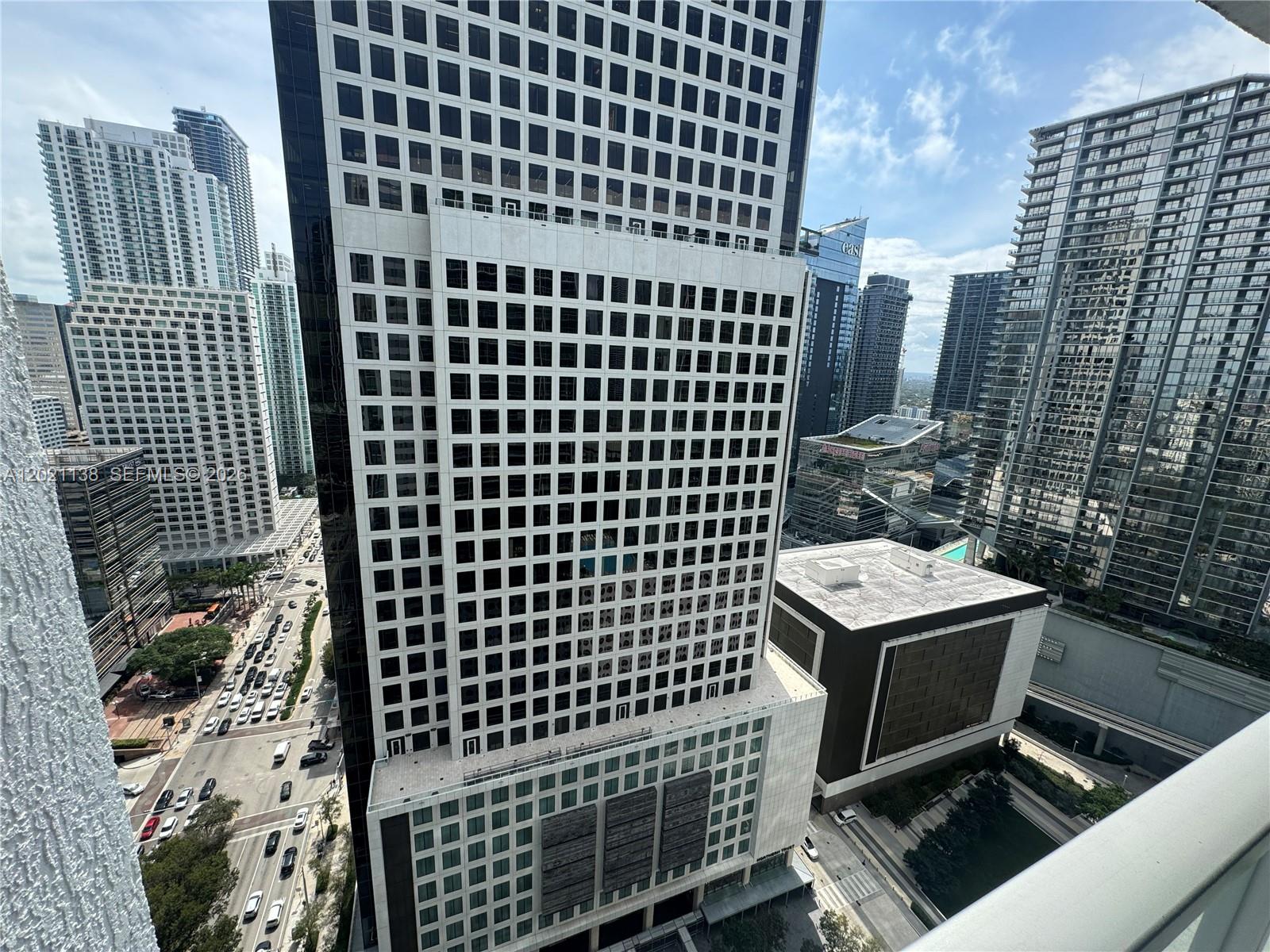 500 Brickell Ave 3204 Property Photo 3