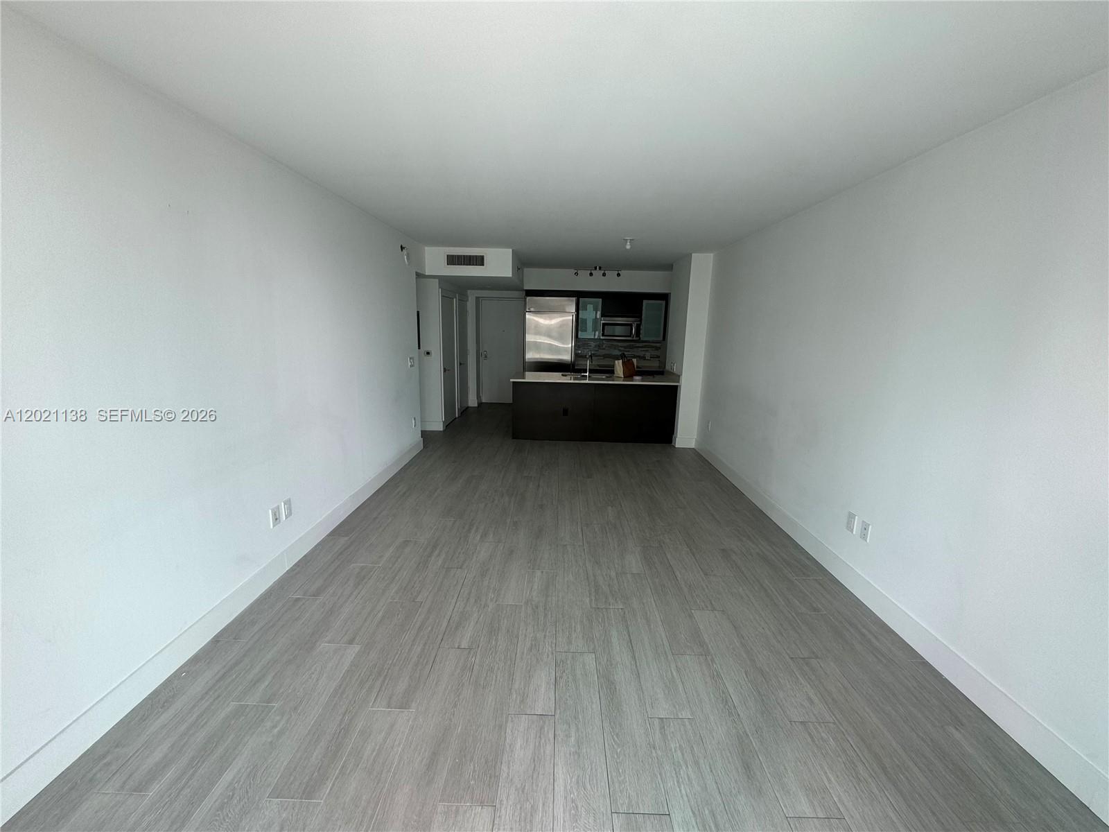 500 Brickell Ave 3204 Property Photo 5