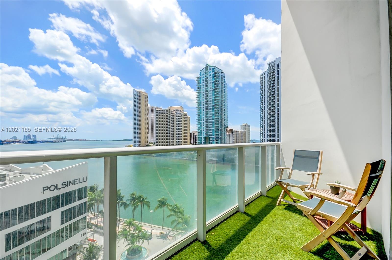 300 S Biscayne Bluv L-1022 Property Photo 1