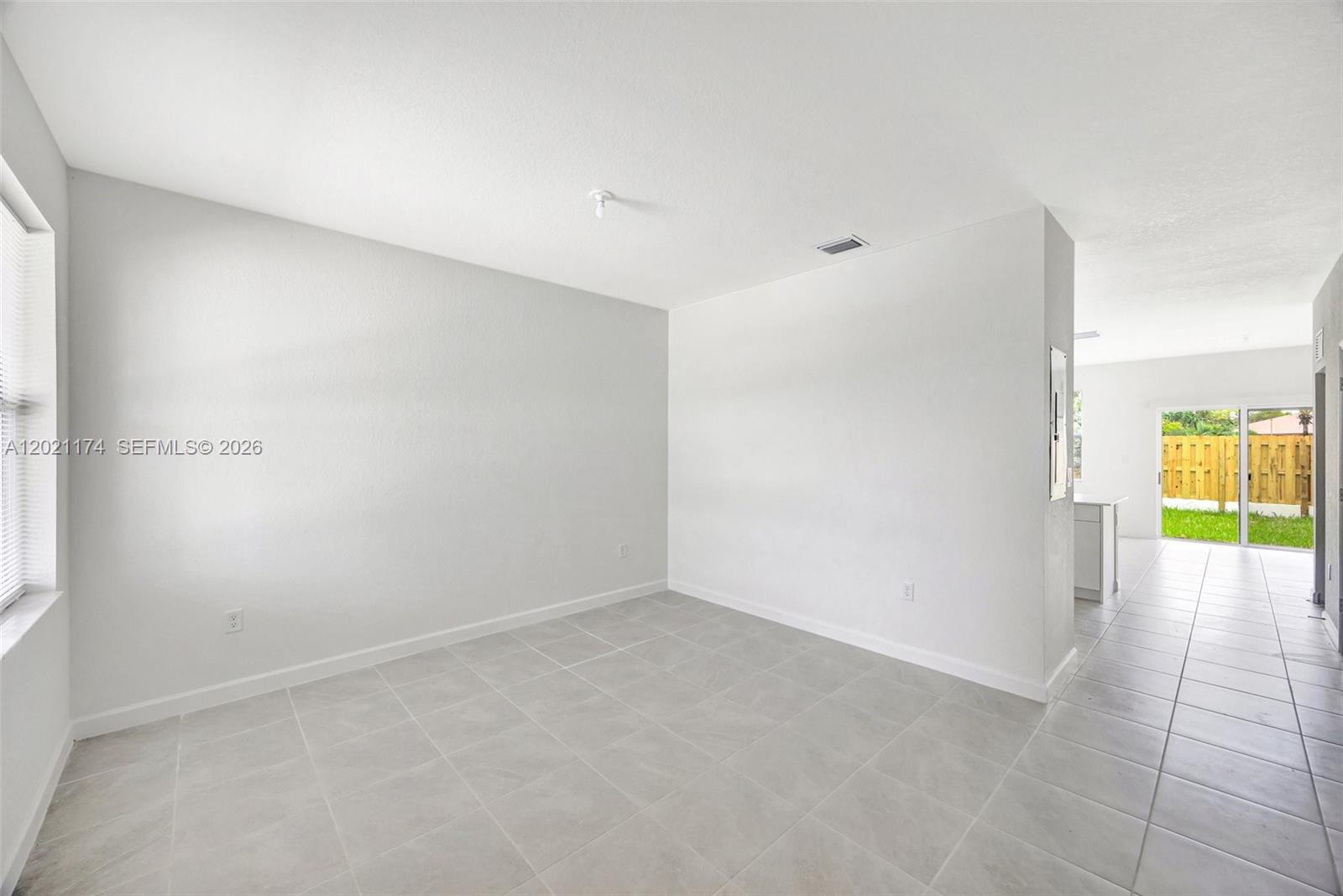 A12021174 Property Photo 2