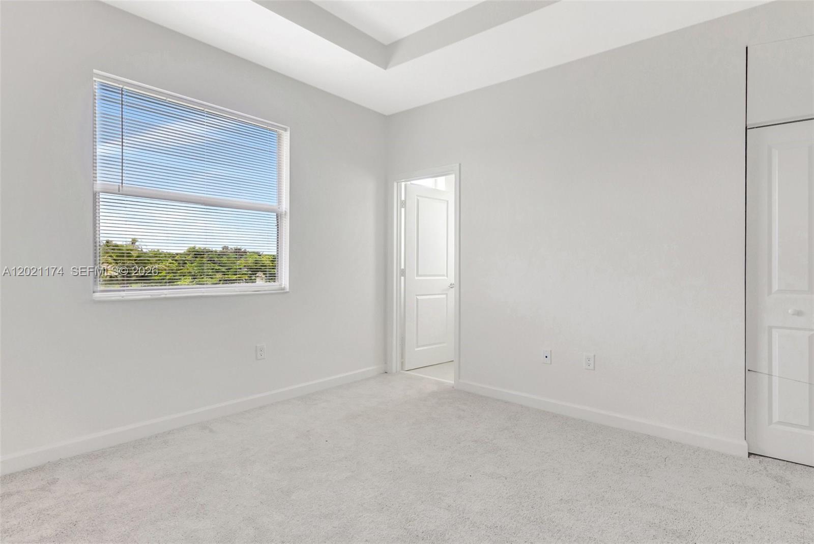 A12021174 Property Photo 20