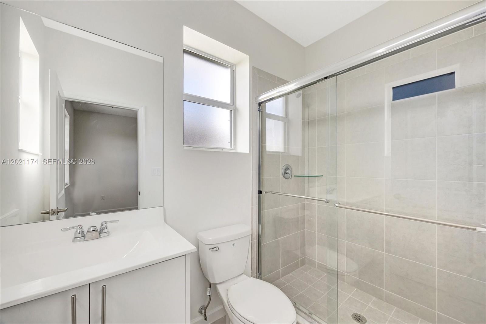 A12021174 Property Photo 22