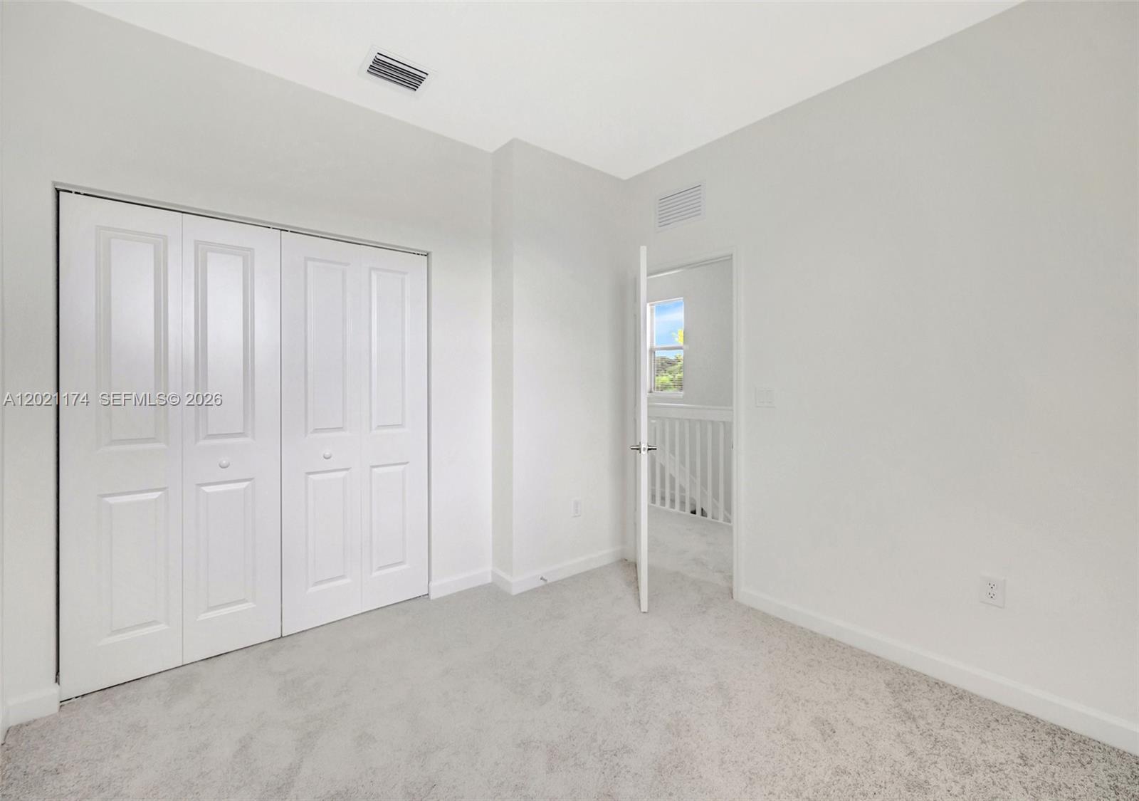 A12021174 Property Photo 29