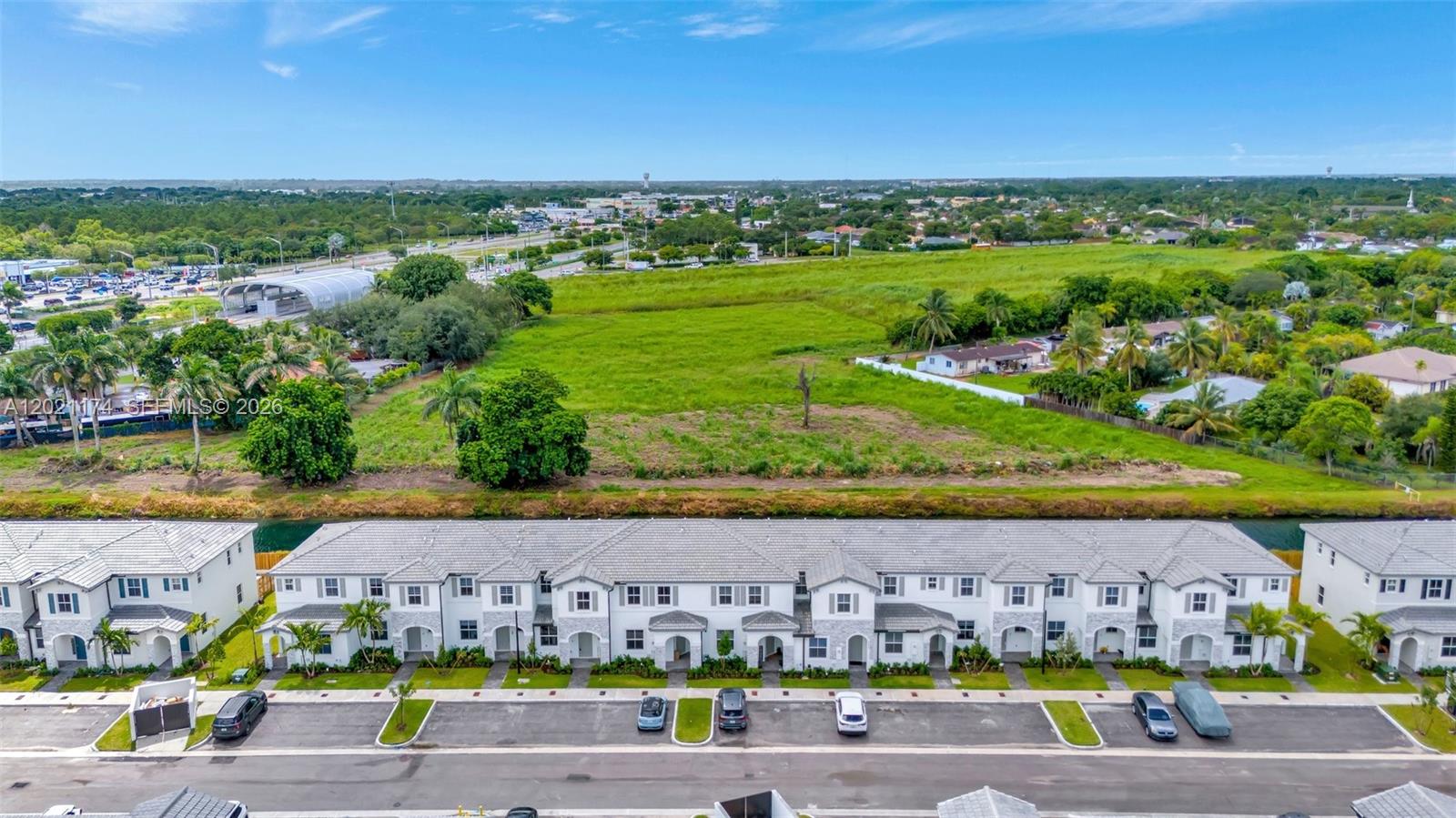 A12021174 Property Photo 48