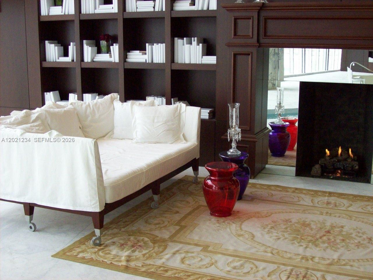 475 Brickell Ave 1813 Property Photo 28