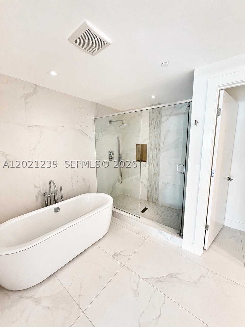 730 N Ocean Blvd 1205 Property Photo 13