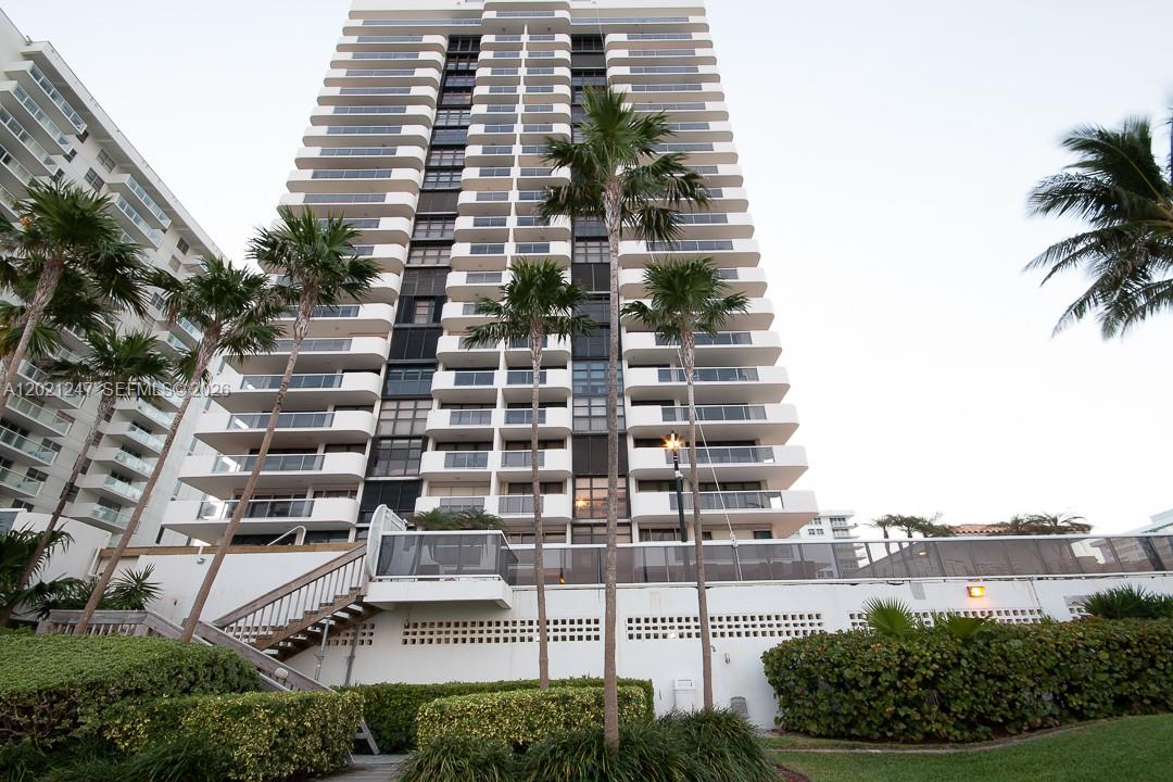 5757 Collins Ave 703 Property Photo 1