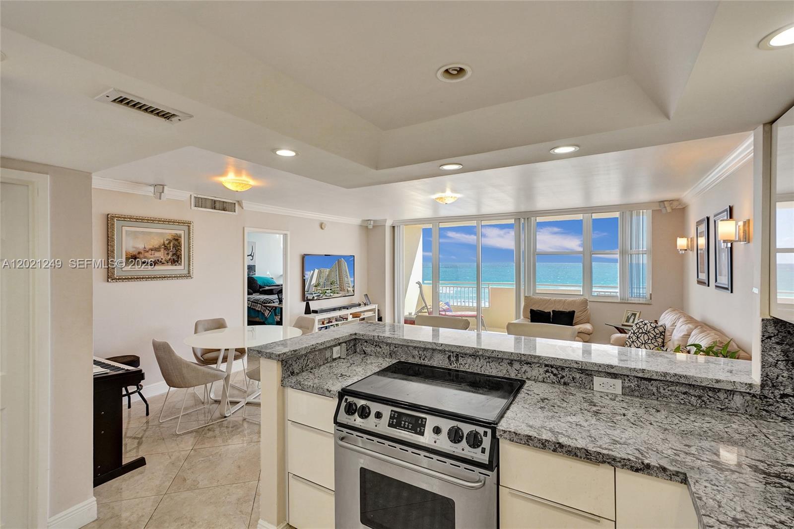 3180 S Ocean Dr 415 Property Photo 2