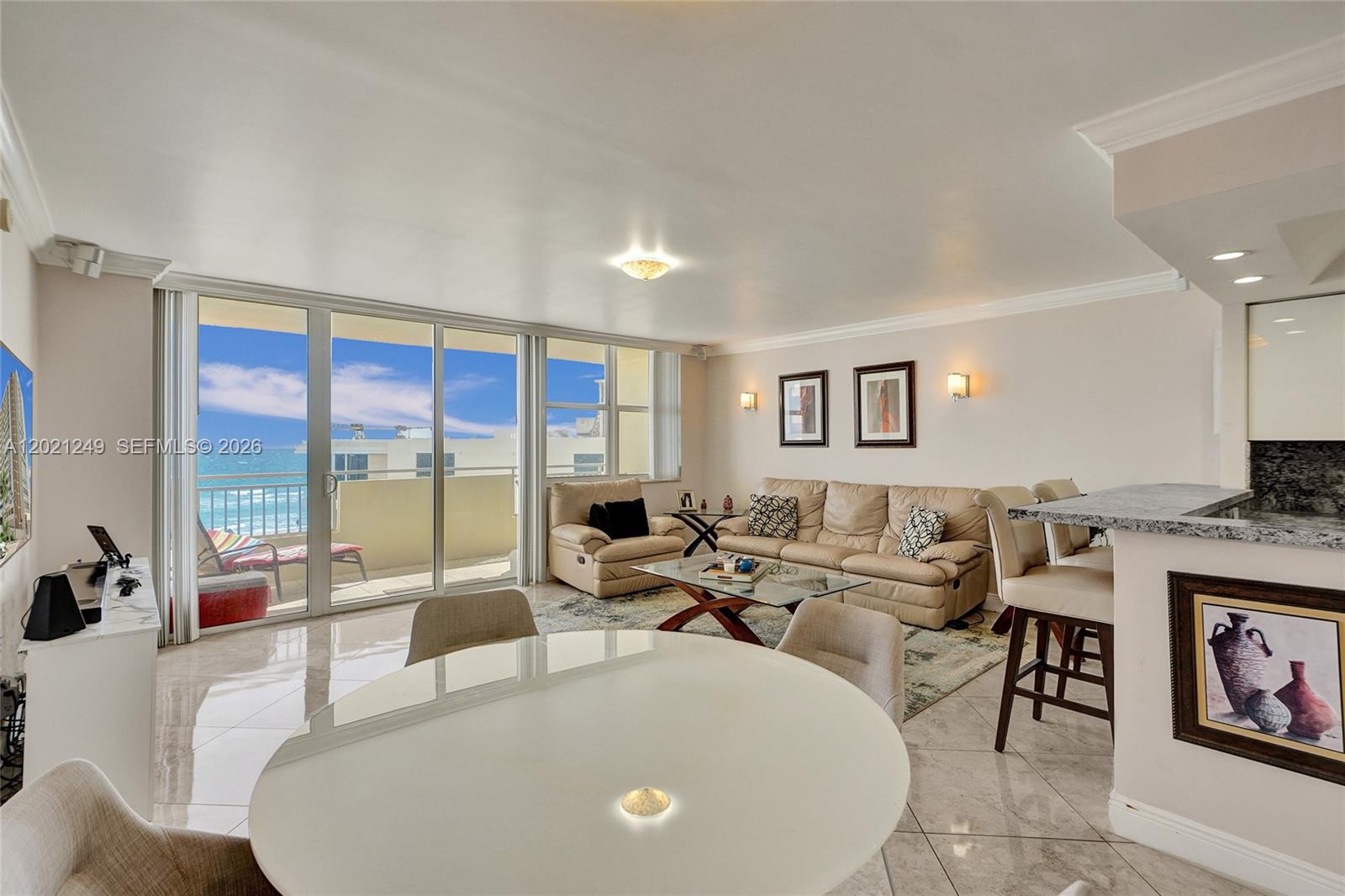 3180 S Ocean Dr 415 Property Photo 3