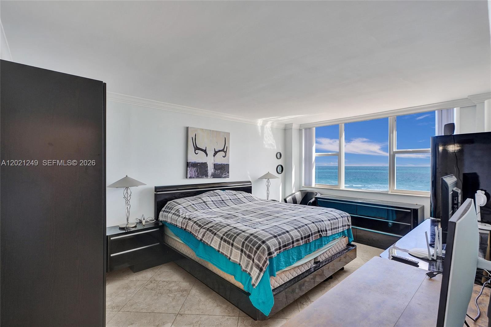 3180 S Ocean Dr 415 Property Photo 11