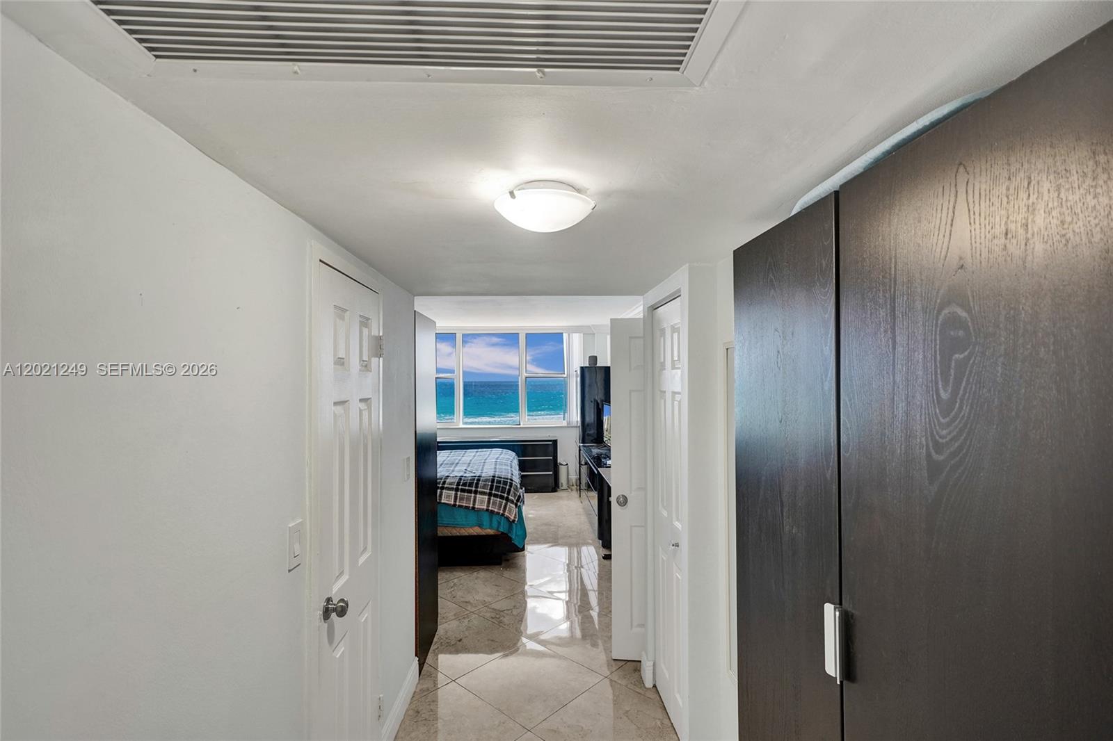 3180 S Ocean Dr 415 Property Photo 16