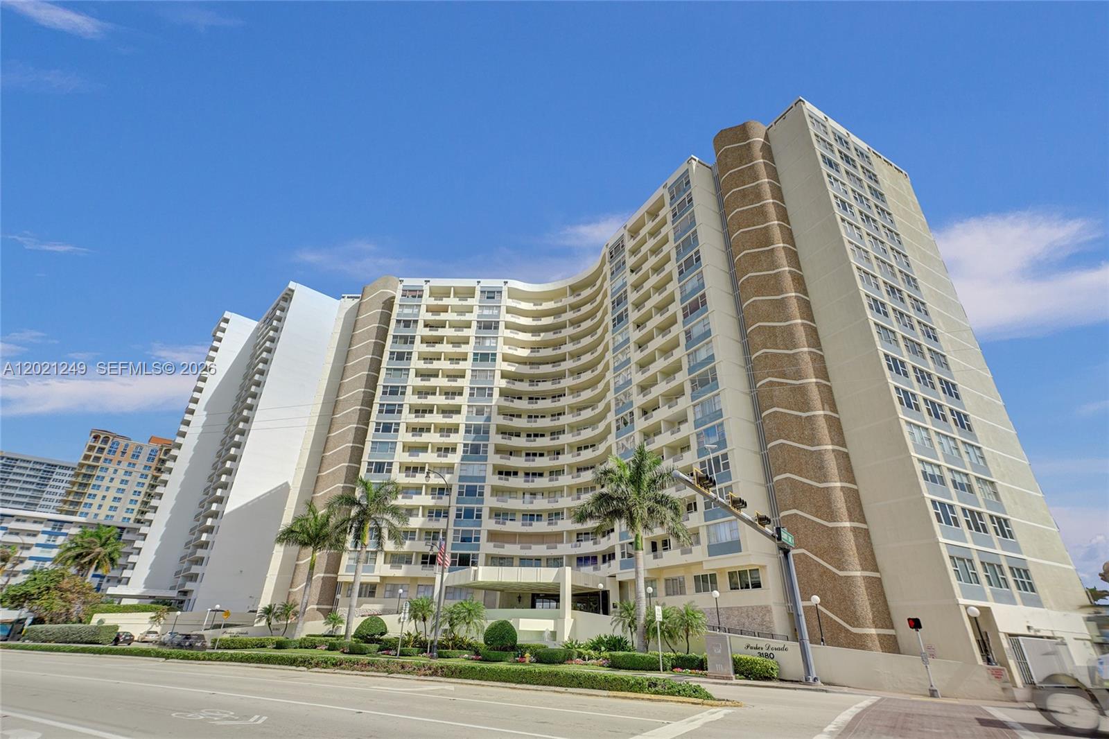 3180 S Ocean Dr 415 Property Photo 27