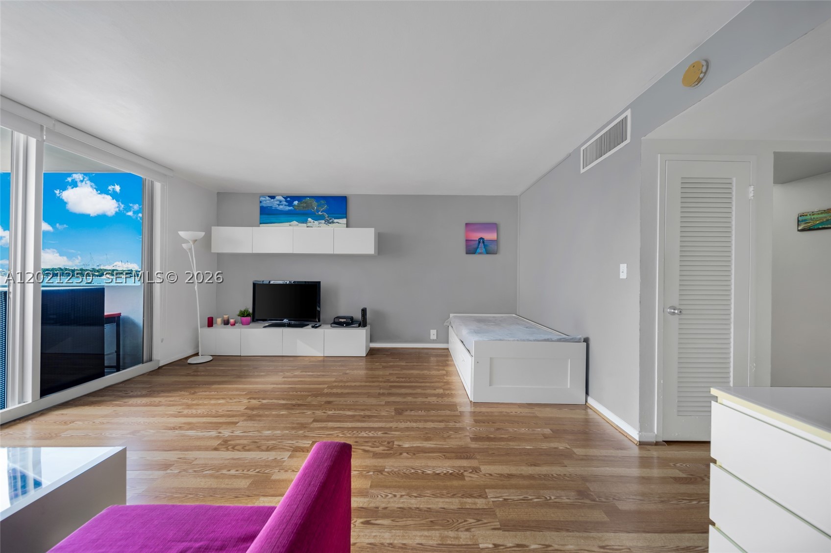 1200 West Ave 327 Property Photo 11