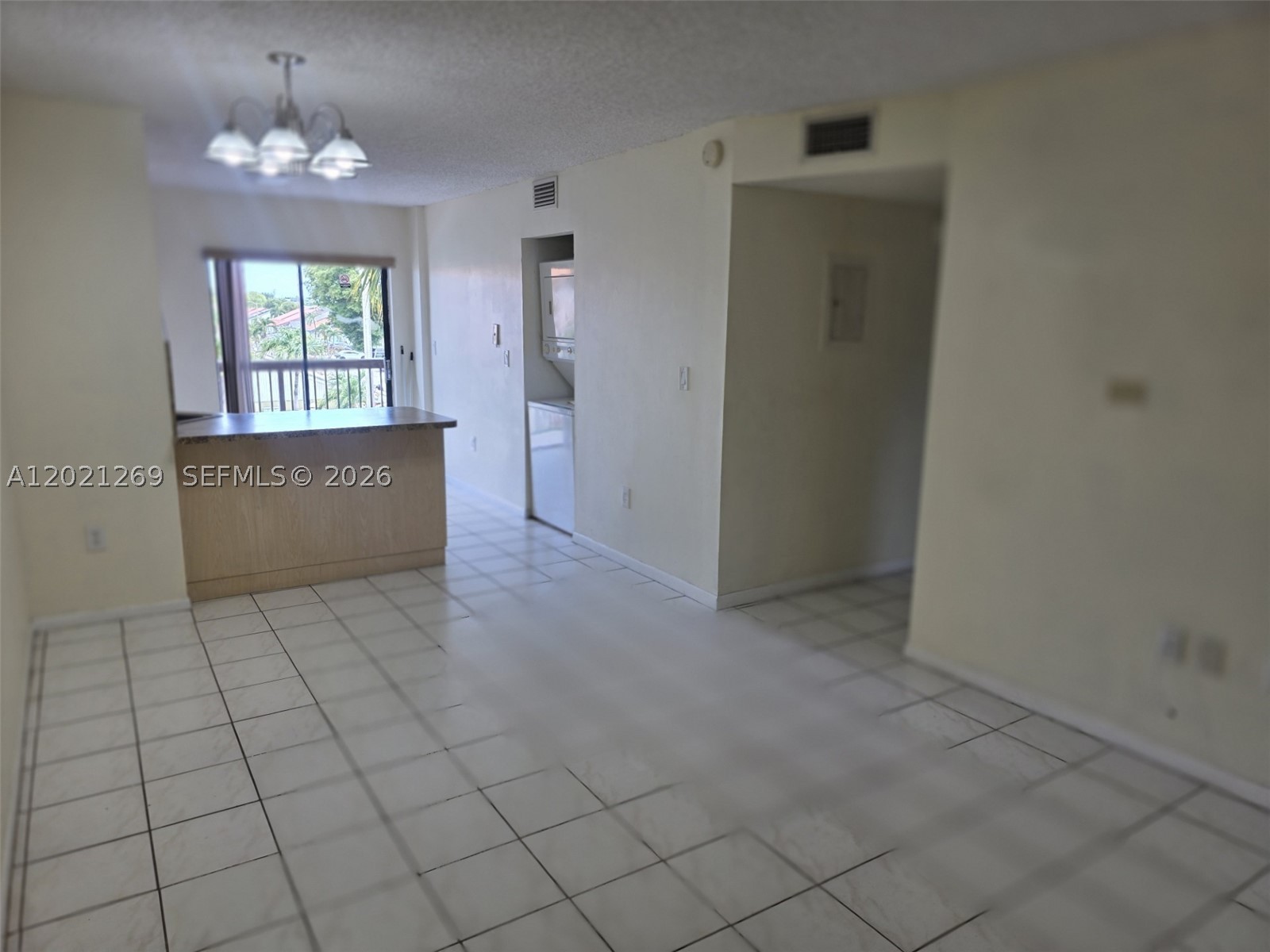 5560 W 21st Ct 308 Property Photo 9