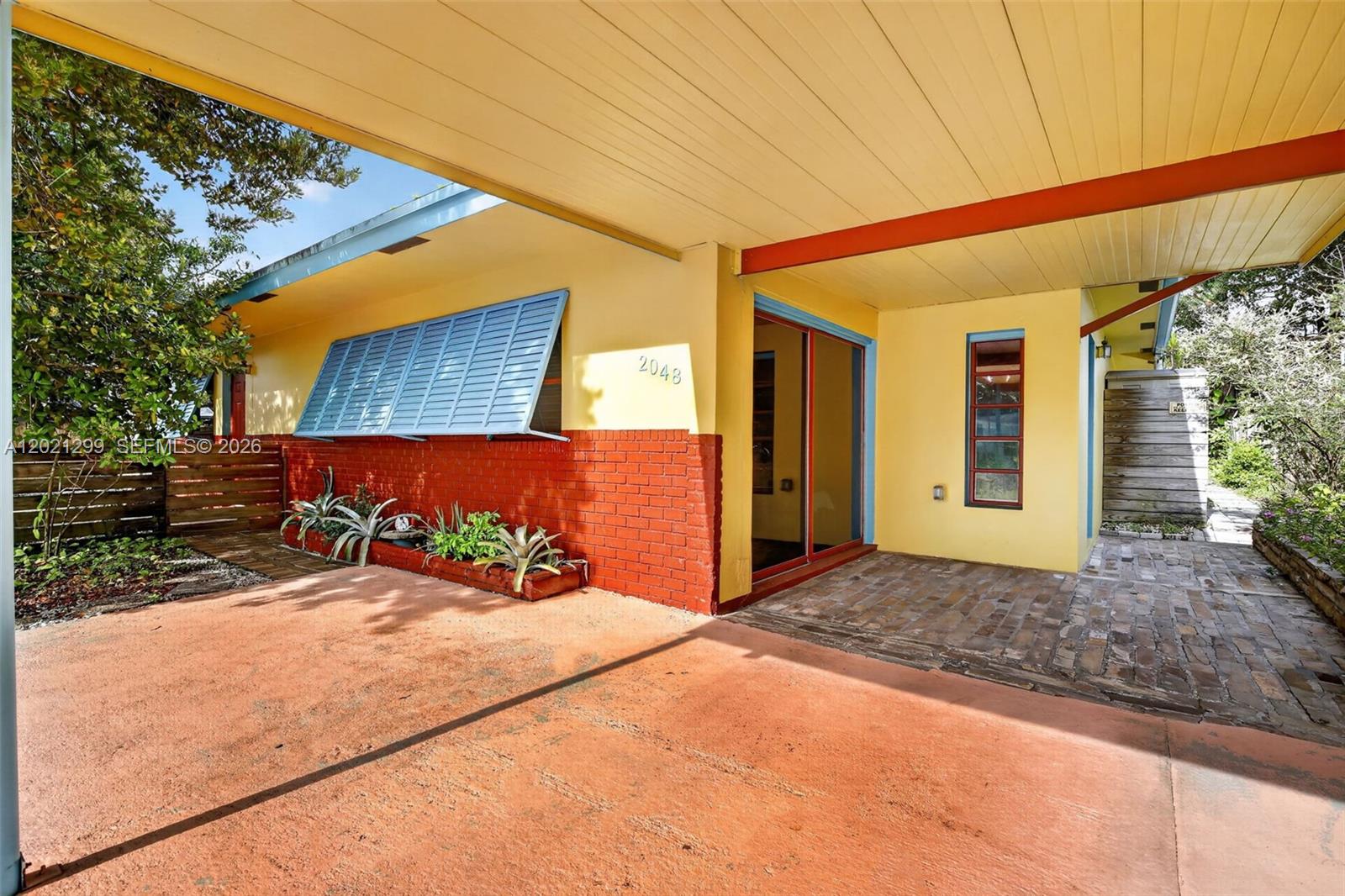 2048 Sw 28th Ter Property Photo 35