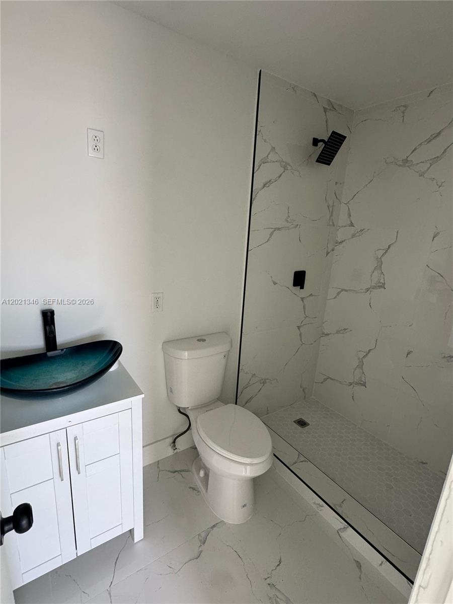 3070 NW 97th St Property Photo 1