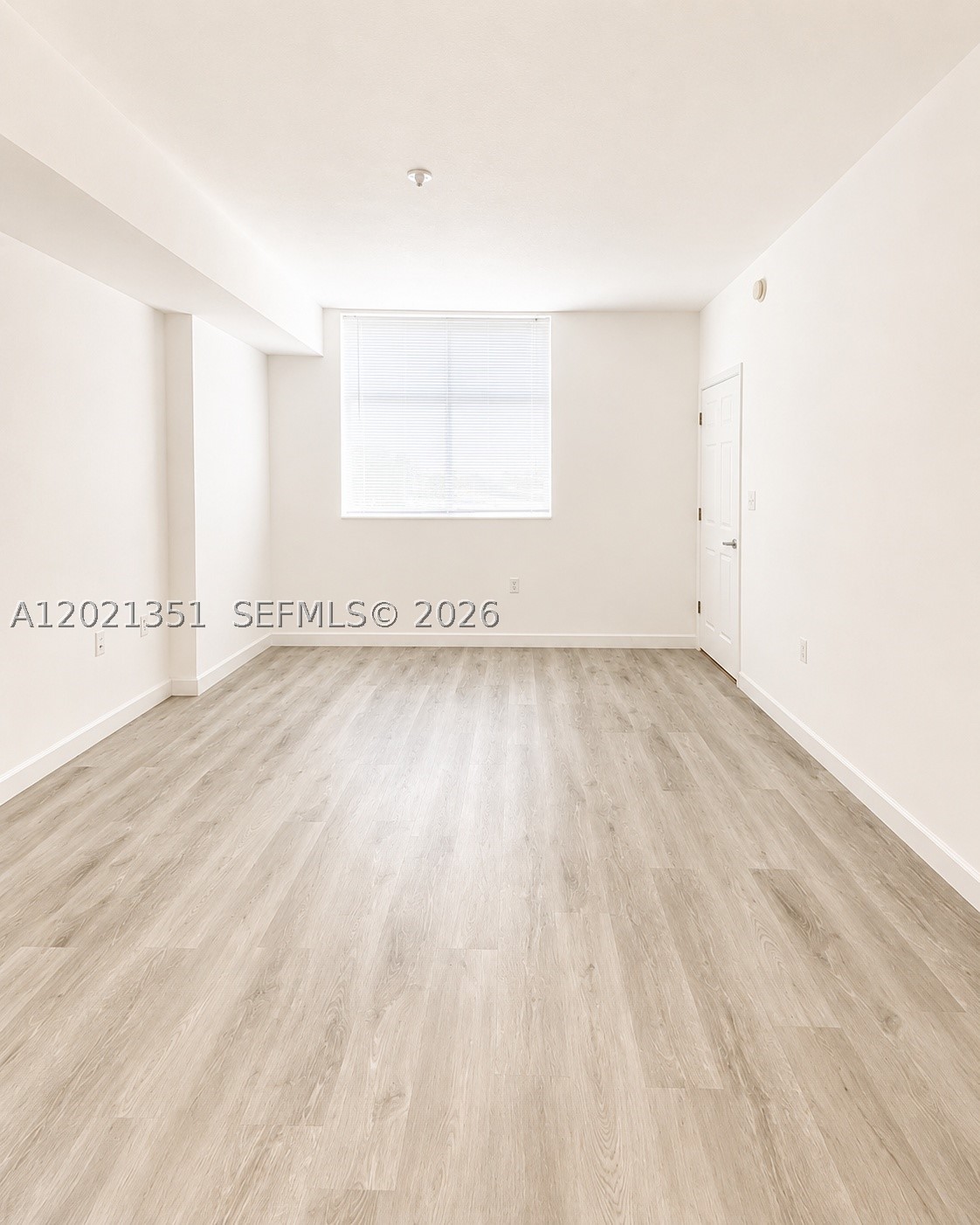 140 S Dixie Hwy 510 Property Photo 7