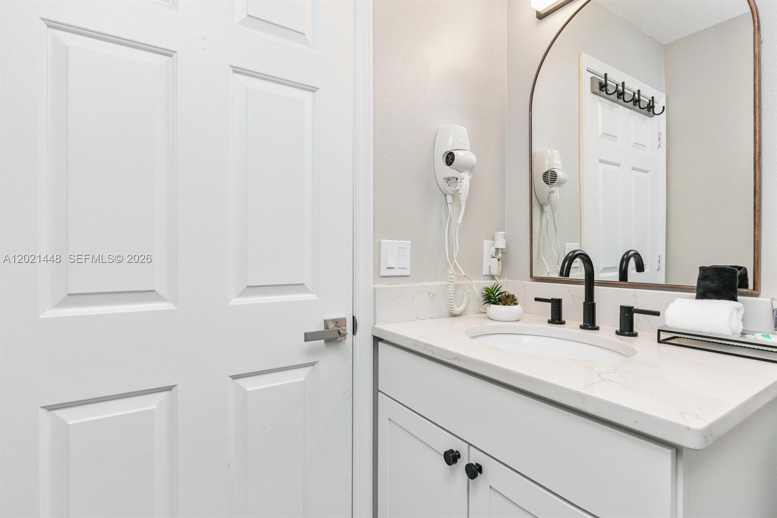 5608 Mandarin Property Photo 7
