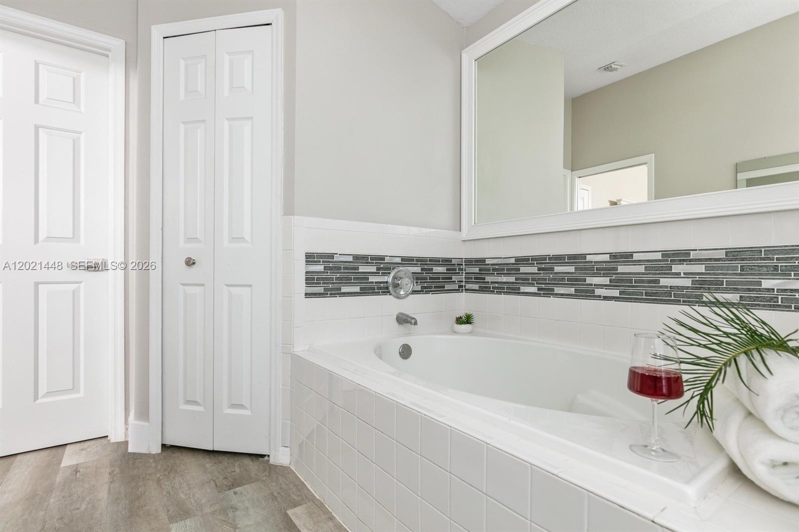 5608 Mandarin Property Photo 12