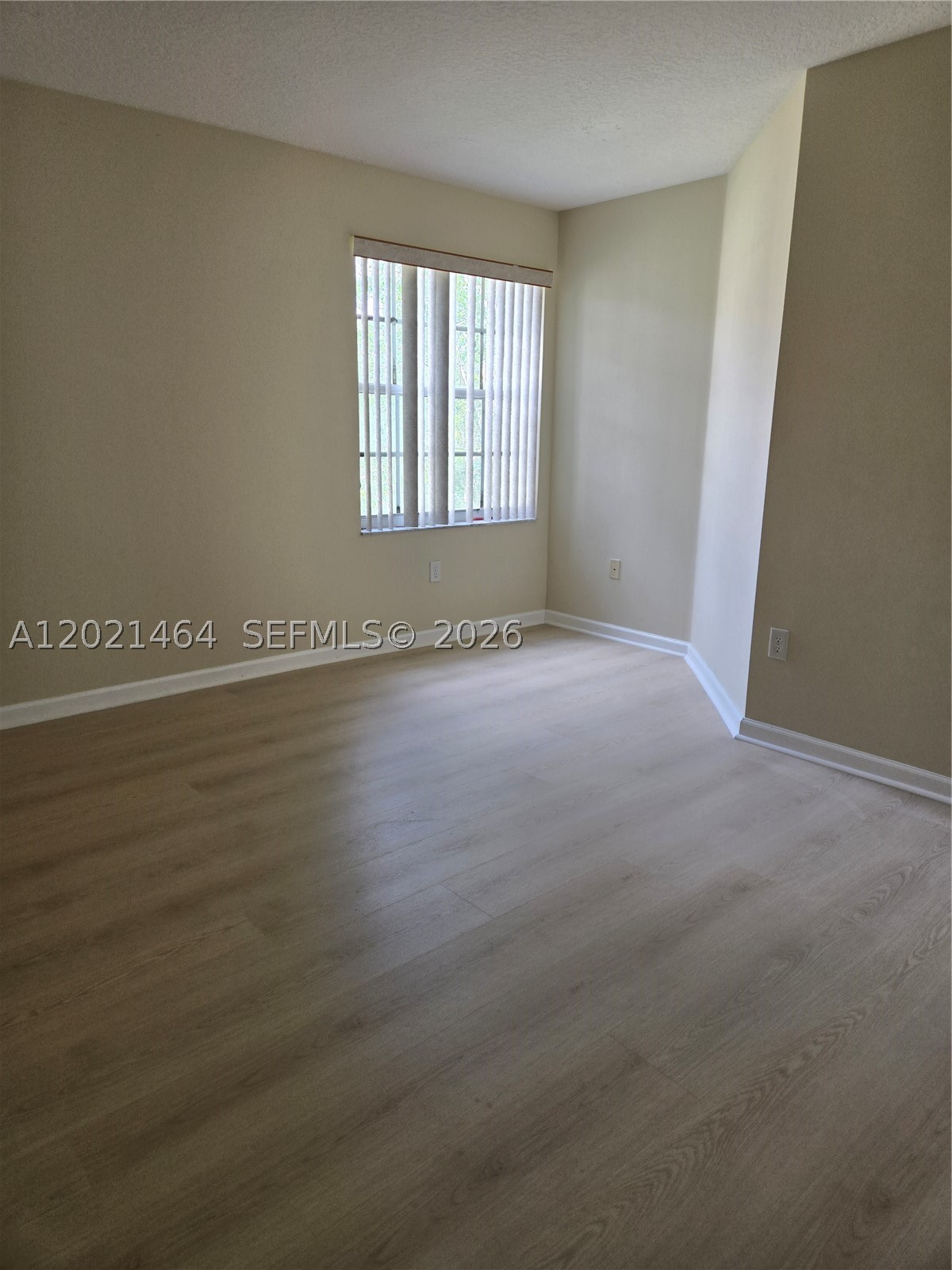 2221 Sloane Pl Property Photo 4