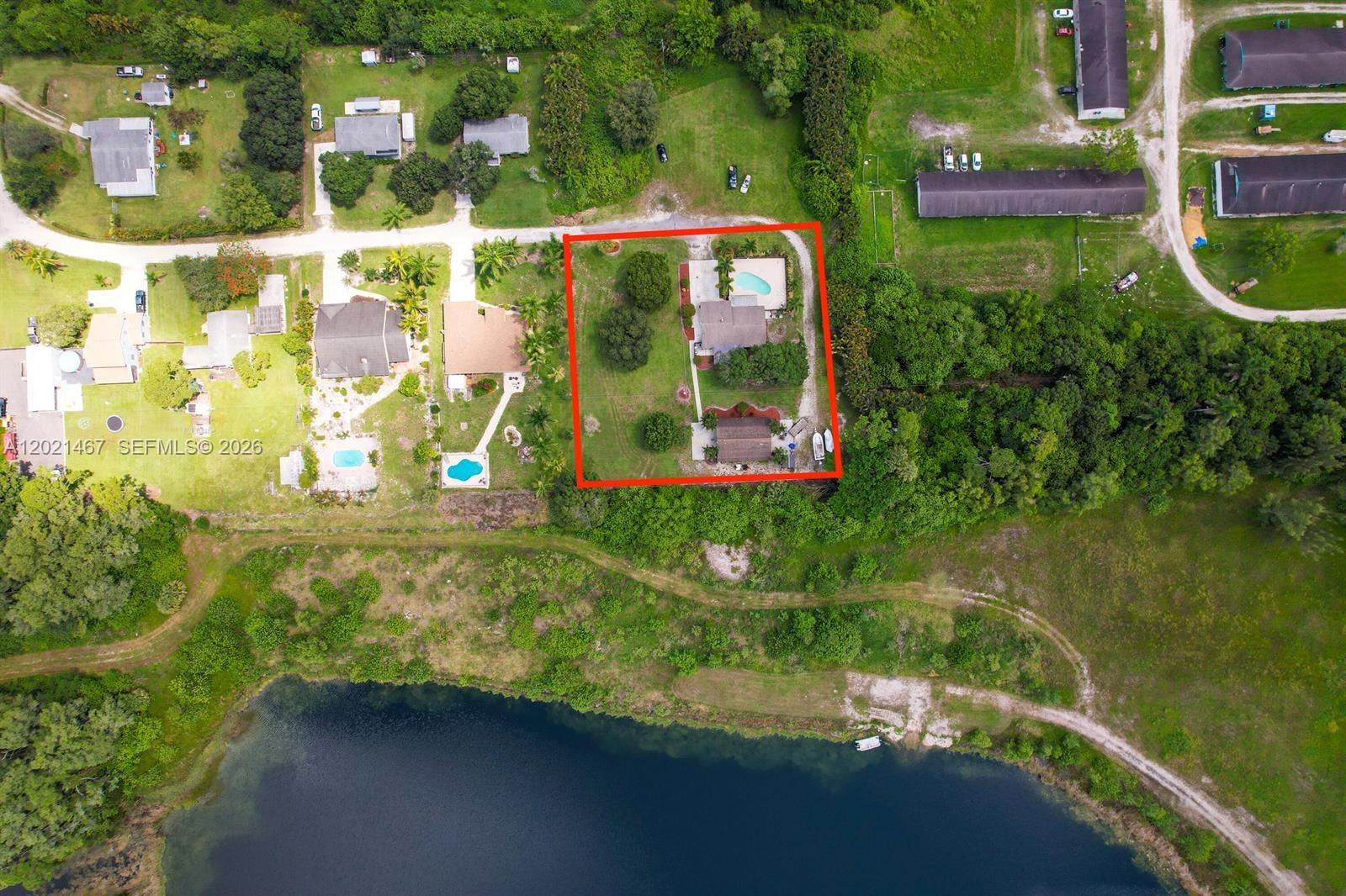10646 Barn Rd Property Photo 1